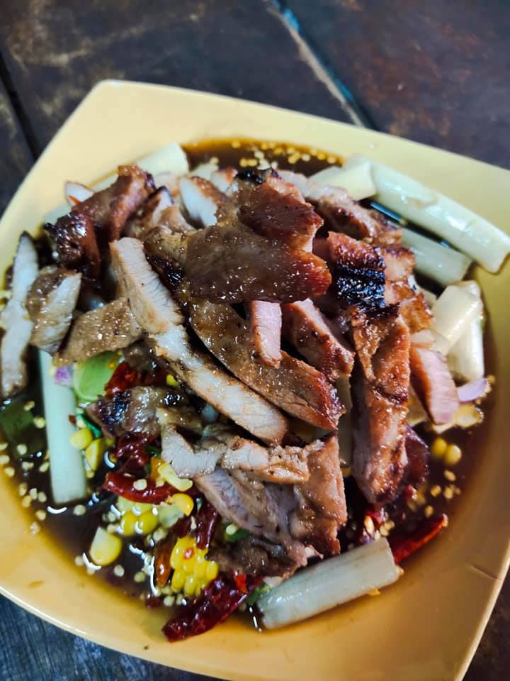 มันโภชนา, เรอดังซีฟู้ด, บ้านเขาหลักซีฟู้ด, ครัวนายอั๊ง เขาหลัก, ครัวมาดาม, เล่าลือ, ครัวผู้พัน เขาหลัก, แปะเถียร เป็ดย่าง เขาหลัก, Peter Pan, เจ๊น้อง ร้านอาหารพื้นเมืองพังงา, KhaoLak Phu View, ครัว หลวงเทน (หรอยที่สุดในเมืองมนุษย์), ครัวน้ำตา