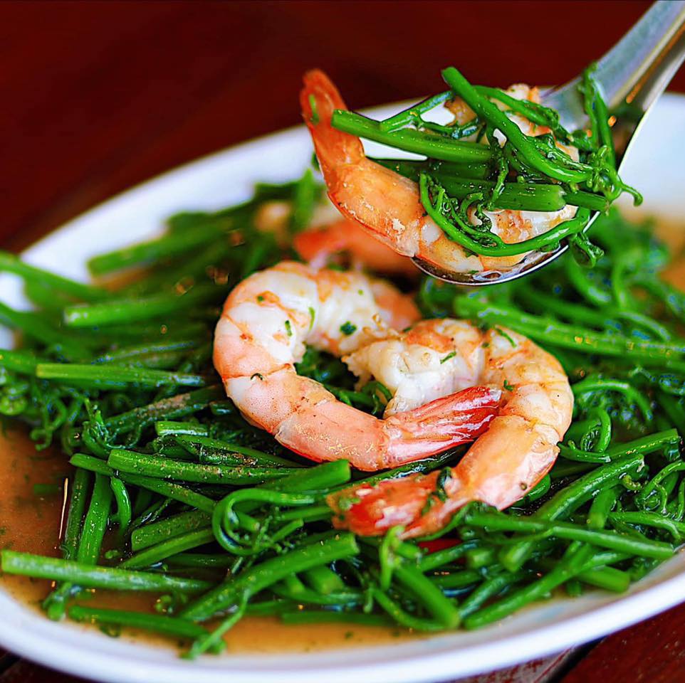 ครัวลุงมันซีฟู้ด, ตั้งฉ่ายซีฟู้ด, บ้านไร่น้ำอิง, พรทะเลซีฟู้ด, ศิริกัญญาซีฟู๊ด, ผึ้งทะเลเผา เบอร์ 9, ครัวป้ายืนซีฟู้ด, นู๋ยาซีฟู้ดชะอำ, ครัวเม็ดทราย, บ้านครัวทะเล, ครัวห้วยทราย, Platoo Restaurant, ครัวป้าเฉลียว, ร้านครัวพี่เปี๊ยก บางควาย