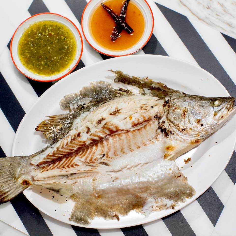 อุ่นใจริเวอร์ไซด์, สมพงศ์ ซีฟู๊ด, แป๊ะเก๊า โภชนา, ครัวบ้านเปิ้ล, ครัวปีกไม้, PLAY FARM Restaurant, เปียอู๋ โภชนา, ส้มตำดนตรี, สาขาเทพารักษ์, นายหมาทะเลมีชีวิต ตำหรุ, ครัวบุญเลิศ บางปู