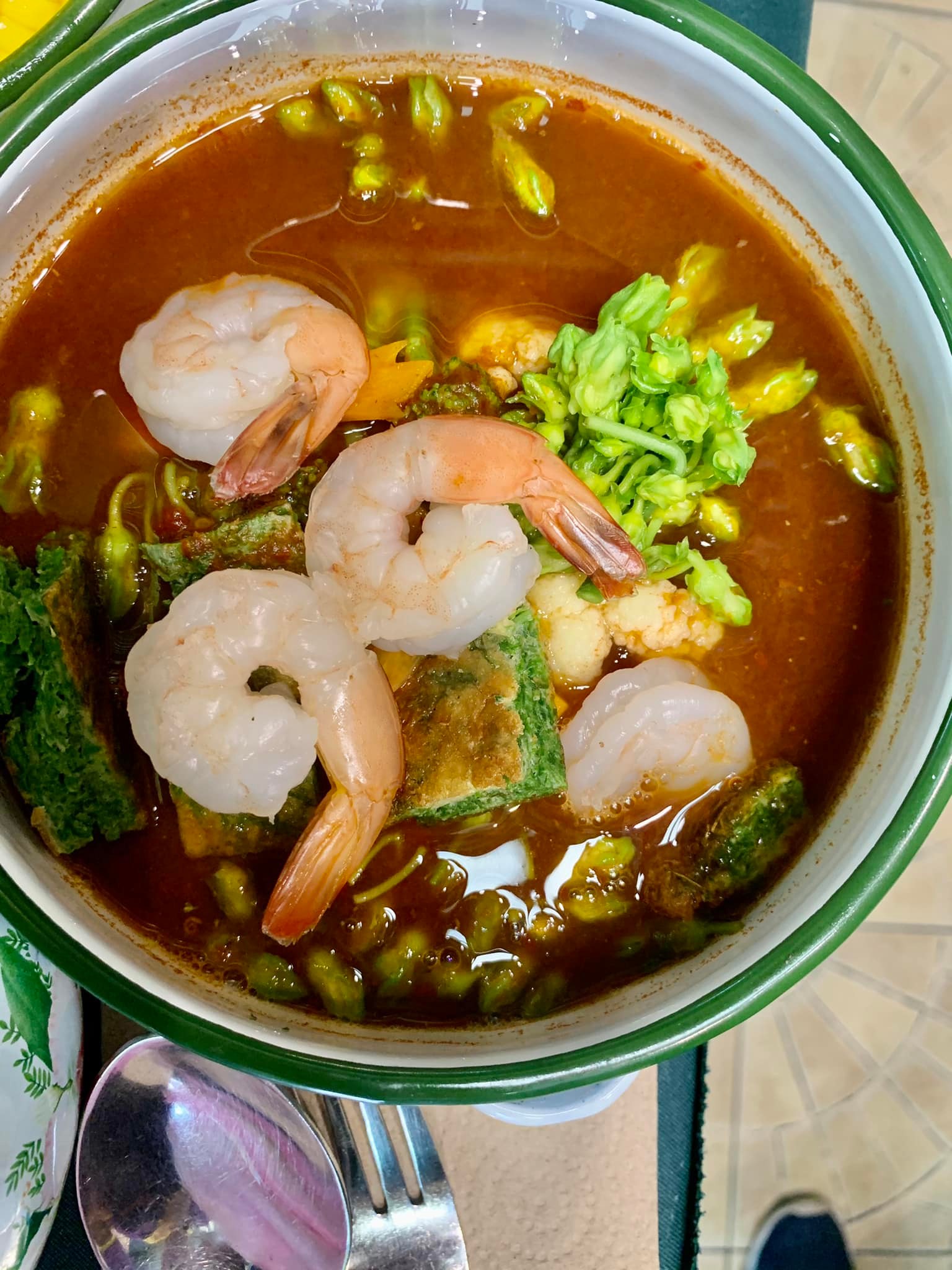 อุ่นใจริเวอร์ไซด์, สมพงศ์ ซีฟู๊ด, แป๊ะเก๊า โภชนา, ครัวบ้านเปิ้ล, ครัวปีกไม้, PLAY FARM Restaurant, เปียอู๋ โภชนา, ส้มตำดนตรี, สาขาเทพารักษ์, นายหมาทะเลมีชีวิต ตำหรุ, ครัวบุญเลิศ บางปู