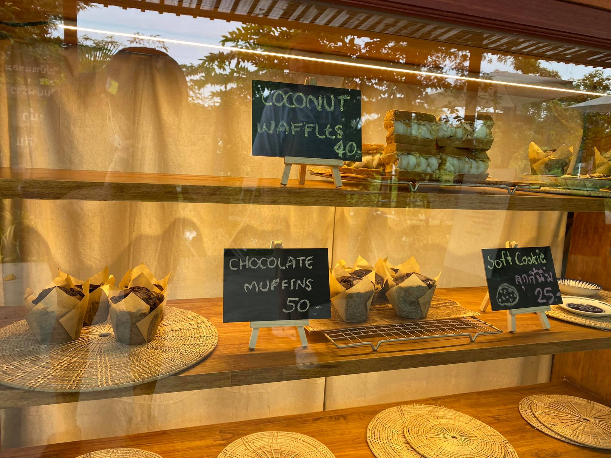 พริบพรี คาเฟ่, FOX COFF, Begiin, Coco&amp;coff, Good time Cafe', Me Cafe' Phetchaburi, Tumlay Cafe &amp; Bar, Ka-nod Café, พิเศษ กาแฟ, อากงคาเฟ่, LoveBread Thailand, SPACE TIME Cafe’ Phetchaburi, ณ โรงนา คาเฟ่