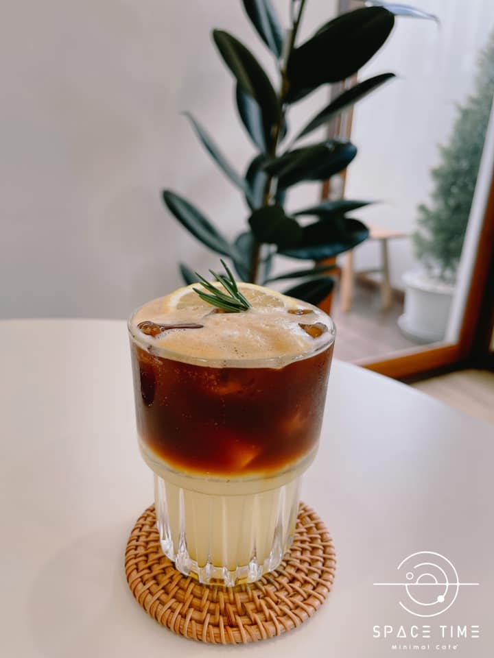 พริบพรี คาเฟ่, FOX COFF, Begiin, Coco&amp;coff, Good time Cafe', Me Cafe' Phetchaburi, Tumlay Cafe &amp; Bar, Ka-nod Café, พิเศษ กาแฟ, อากงคาเฟ่, LoveBread Thailand, SPACE TIME Cafe’ Phetchaburi, ณ โรงนา คาเฟ่