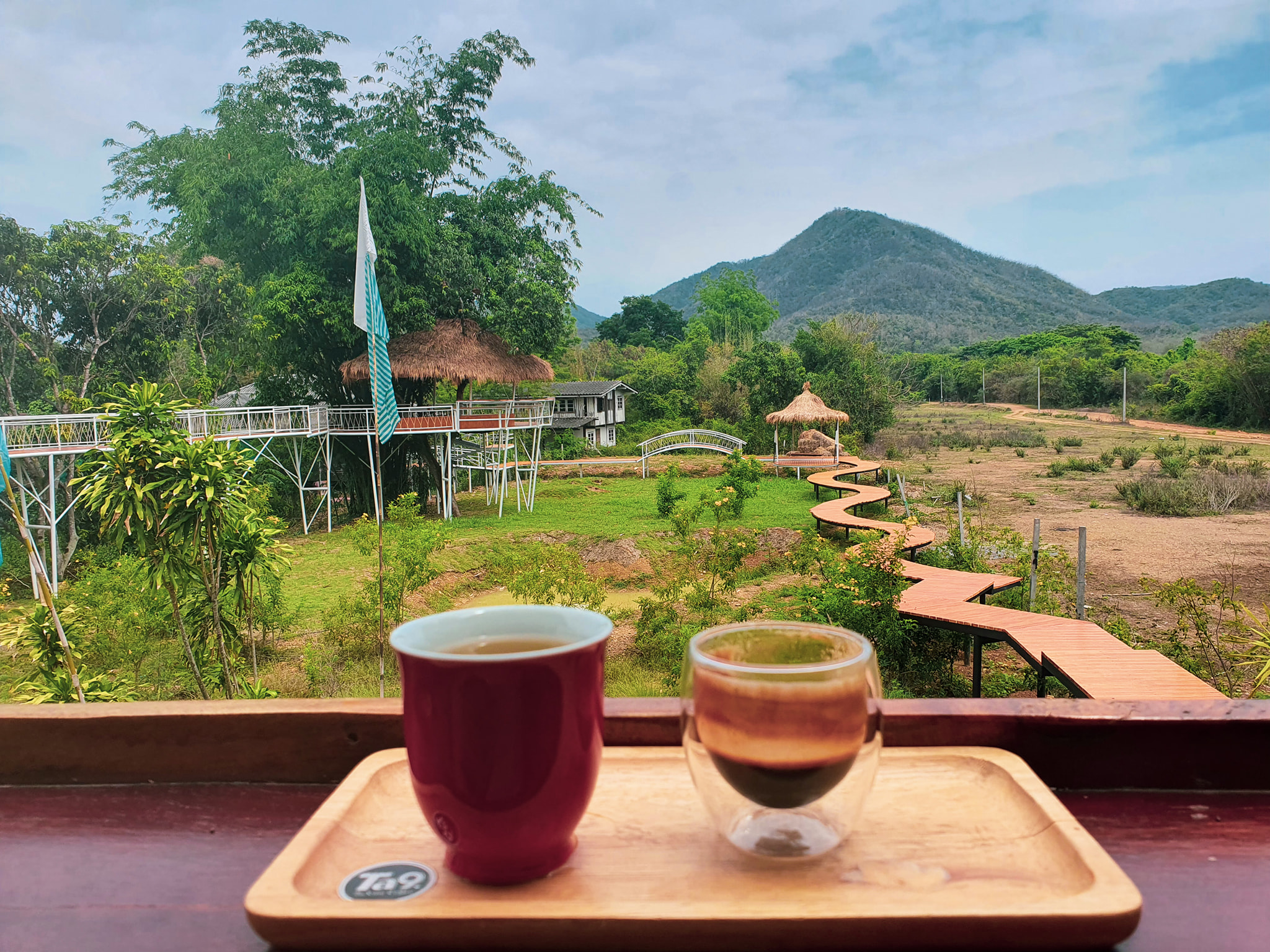 พริบพรี คาเฟ่, FOX COFF, Begiin, Coco&amp;coff, Good time Cafe', Me Cafe' Phetchaburi, Tumlay Cafe &amp; Bar, Ka-nod Café, พิเศษ กาแฟ, อากงคาเฟ่, LoveBread Thailand, SPACE TIME Cafe’ Phetchaburi, ณ โรงนา คาเฟ่