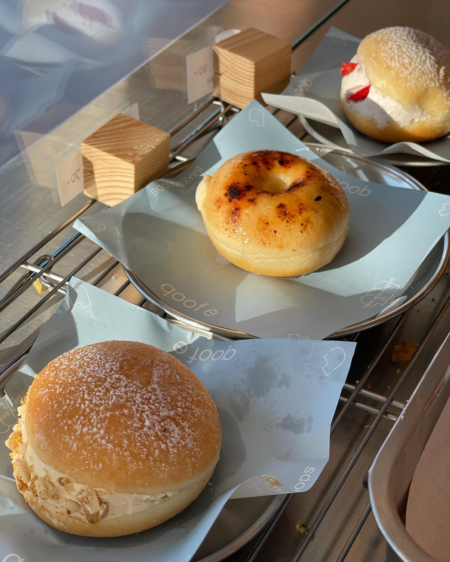 Chuen.floralhomecafe, Ralph.cafe, Howdy Cafe&amp;Bistro, qoofe.cafe, Santipanich cafe, Godmother Coffee Brew., ปัจจัยสี่คาเฟ่, WHITE JAI