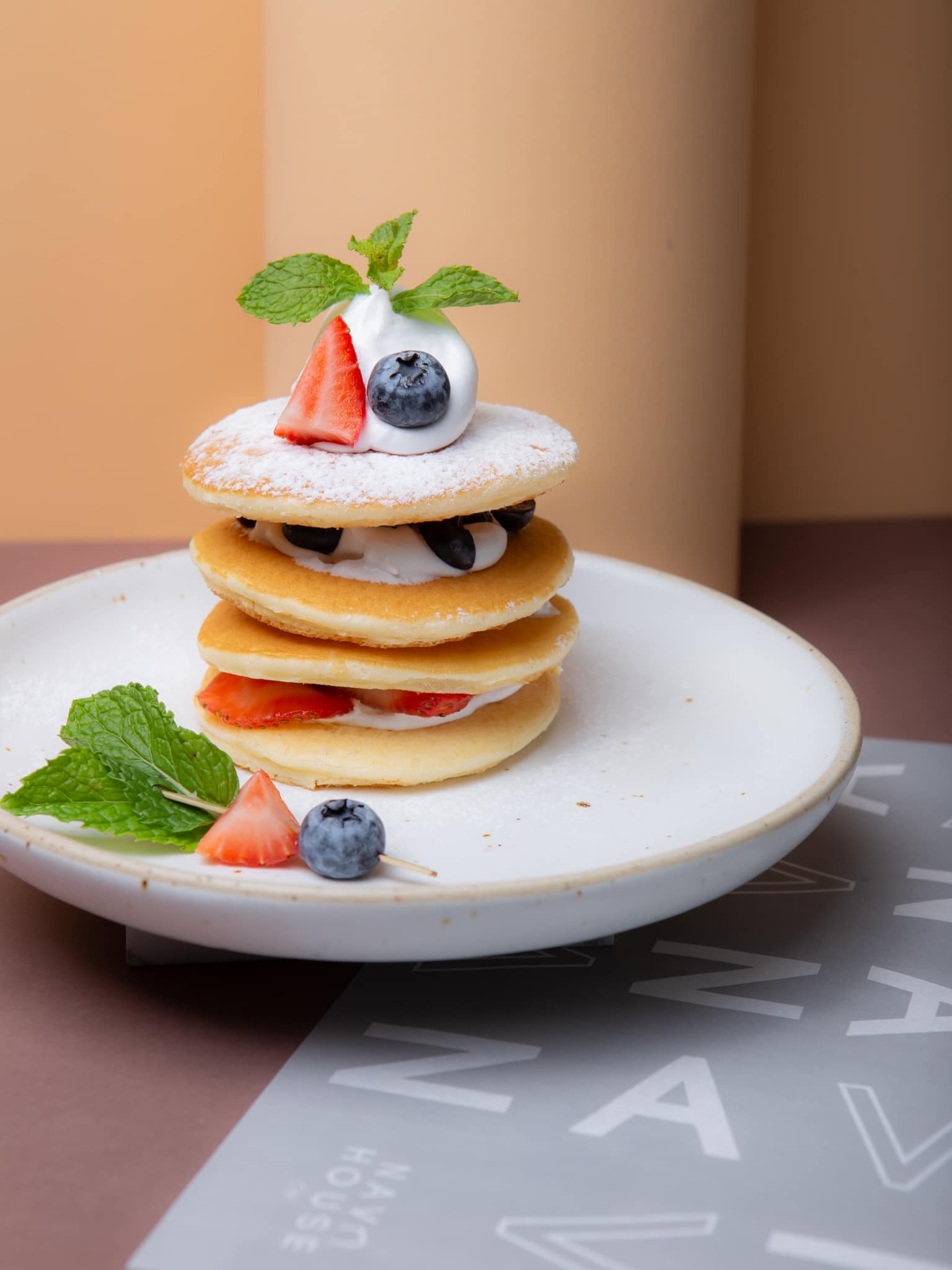 Unplan, ma na cafe', ปลาชุม : Plachum Café &amp; Bistro, Nava House Café - นาวา เฮ้าส์ คาเฟ่, Coffee 123, FarmVille Chachoengsao, บ้านพระจันทร์เวียน, กรีนวิลล์ ผักสลัดเสิร์ฟจากฟาร์ม , D•presso cafe, Baan Melon Desert, Red Cat Cafe ตลาดบ้านใหม่, Lifehouse Cafe &amp; Kitchen, T13 Café