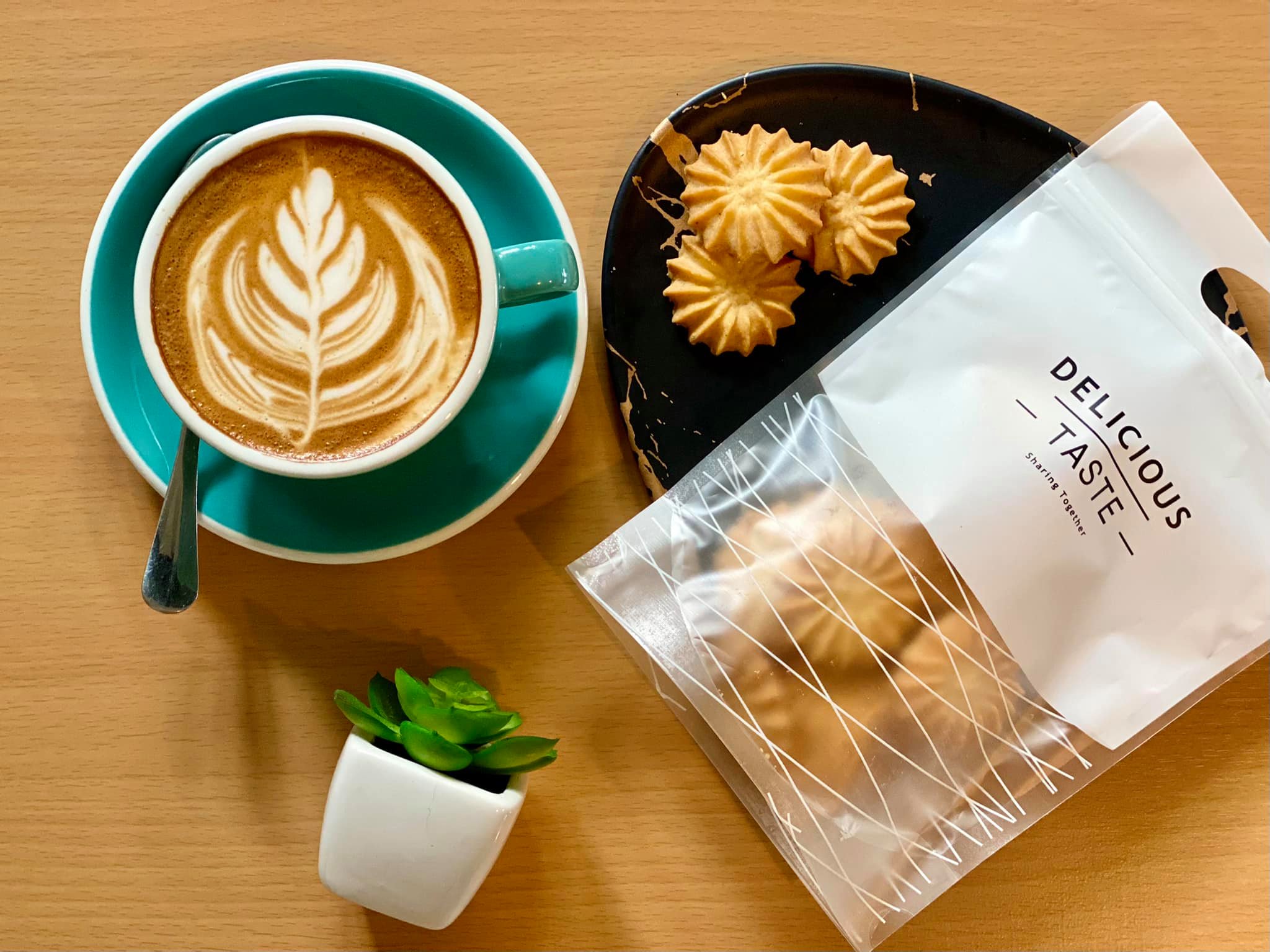 TreeHouse Cafe, Sunshine Blend Home Cafe, Sandtoni, The Stand Brew•Bake , Virung Coffee &amp; Bar, ตากอากาศ, โกงกางคาเฟ่, Studio 55 Cafe