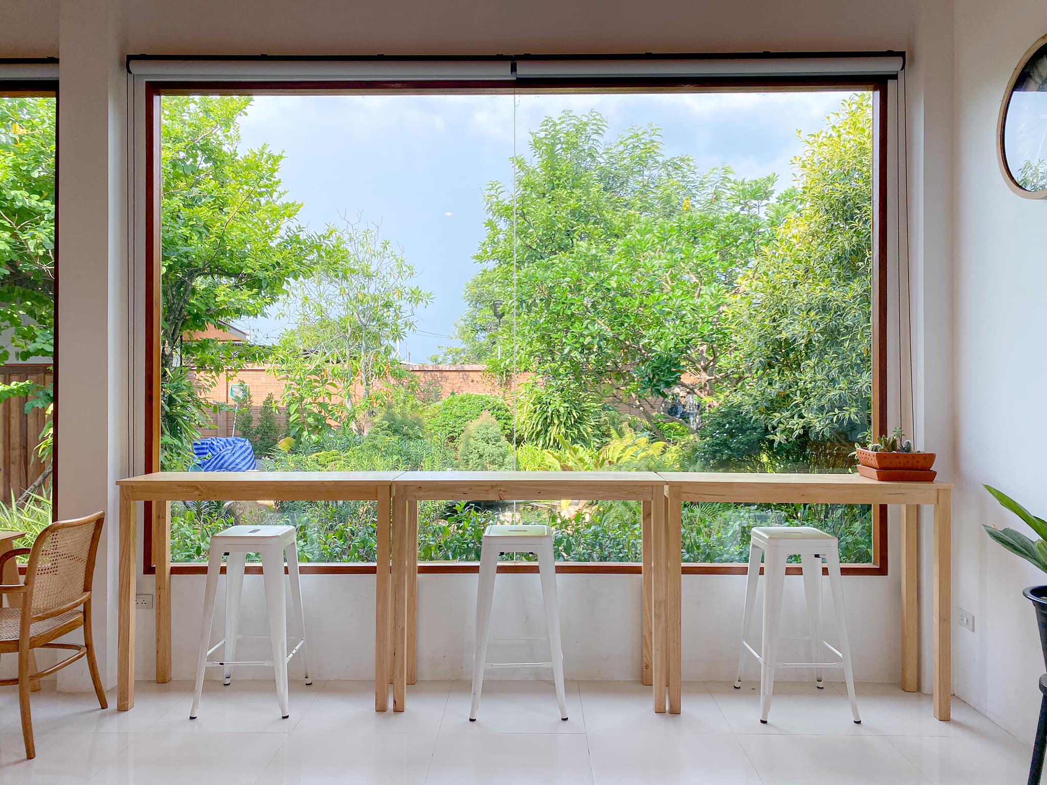 TreeHouse Cafe, Sunshine Blend Home Cafe, Sandtoni, The Stand Brew•Bake , Virung Coffee &amp; Bar, ตากอากาศ, โกงกางคาเฟ่, Studio 55 Cafe