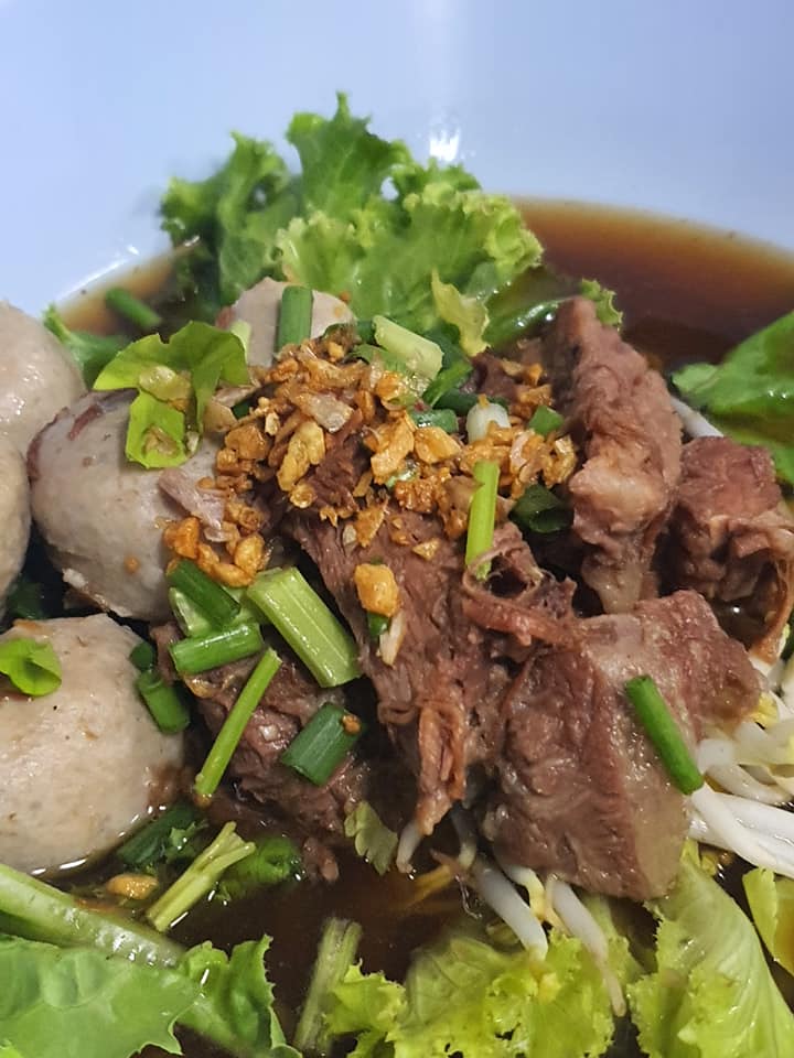 นิยมบุฟเฟ่ต์ ก๋วยเตี๋ยวไก่มะระ, ก๋วยเตี๋ยวเรือ จ้าวคุณ Jaokhun ปากน้ำ สมุทรปราการ, นายท่าน, เฮียปิงลูกชิ้นปลาหมึก, สำรวยก๋วยเตี๋ยวเนื้อ วัดอโศการาม, ก๋วยเตี๋ยวเรือเติมบุญ, ก๋วยเตี๋ยวปลื้ม เนื้อตุ๋น หมูตุ๋น, ก๋วยเตี๋ยวเนื้อ เจ๊หงษ์ แพรกษา, ก๋วยเตี๋ยวเป็ดเจ๊เต็ง, ต.รุ่งโรจน์ ลูกชิ้นปลา, เนื้อตุ๋น แม่ประคำ อร่อยที่สุดในโลก 24 ชม., เจ๊ลี ก๋วยเตี๋ยวเรืออยุธยา รสเด็ด, ติ๋มก๋วยเตี๋ยวเป็ด, ก๋วยเตี๋ยวลูกชิ้นยักษ์ - สะพานเขียว, ก๋วยเตี๋ยวดาวทอง, ก๋วยเตี๋ยวข้ามฟาก, สถานีรถไฟฟ้าทิพวัล-แบริ่งเก่า, ก๋วยเตี๋ยวเรือตรากบ ปั๊ม ปตท.สมจิตร, เจ๊ดา ก๋วยเตี๋ยวเป็ด ปากน้ำ