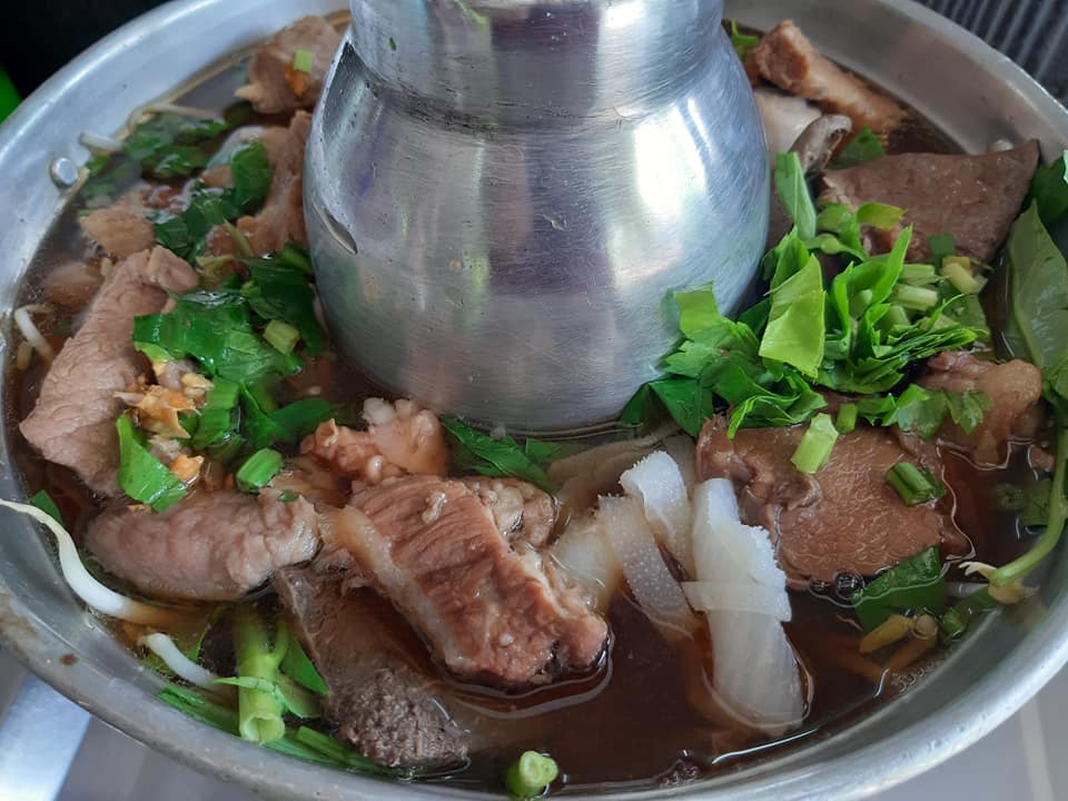 นิยมบุฟเฟ่ต์ ก๋วยเตี๋ยวไก่มะระ, ก๋วยเตี๋ยวเรือ จ้าวคุณ Jaokhun ปากน้ำ สมุทรปราการ, นายท่าน, เฮียปิงลูกชิ้นปลาหมึก, สำรวยก๋วยเตี๋ยวเนื้อ วัดอโศการาม, ก๋วยเตี๋ยวเรือเติมบุญ, ก๋วยเตี๋ยวปลื้ม เนื้อตุ๋น หมูตุ๋น, ก๋วยเตี๋ยวเนื้อ เจ๊หงษ์ แพรกษา, ก๋วยเตี๋ยวเป็ดเจ๊เต็ง, ต.รุ่งโรจน์ ลูกชิ้นปลา, เนื้อตุ๋น แม่ประคำ อร่อยที่สุดในโลก 24 ชม., เจ๊ลี ก๋วยเตี๋ยวเรืออยุธยา รสเด็ด, ติ๋มก๋วยเตี๋ยวเป็ด, ก๋วยเตี๋ยวลูกชิ้นยักษ์ - สะพานเขียว, ก๋วยเตี๋ยวดาวทอง, ก๋วยเตี๋ยวข้ามฟาก, สถานีรถไฟฟ้าทิพวัล-แบริ่งเก่า, ก๋วยเตี๋ยวเรือตรากบ ปั๊ม ปตท.สมจิตร, เจ๊ดา ก๋วยเตี๋ยวเป็ด ปากน้ำ