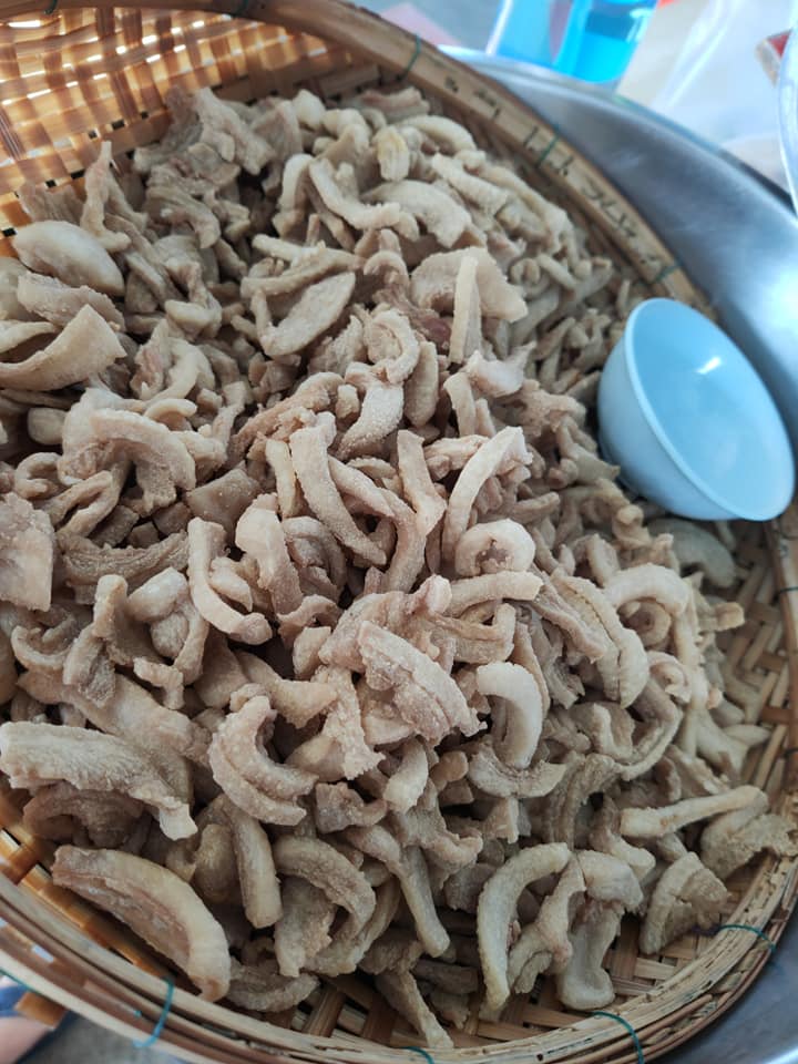 นิยมบุฟเฟ่ต์ ก๋วยเตี๋ยวไก่มะระ, ก๋วยเตี๋ยวเรือ จ้าวคุณ Jaokhun ปากน้ำ สมุทรปราการ, นายท่าน, เฮียปิงลูกชิ้นปลาหมึก, สำรวยก๋วยเตี๋ยวเนื้อ วัดอโศการาม, ก๋วยเตี๋ยวเรือเติมบุญ, ก๋วยเตี๋ยวปลื้ม เนื้อตุ๋น หมูตุ๋น, ก๋วยเตี๋ยวเนื้อ เจ๊หงษ์ แพรกษา, ก๋วยเตี๋ยวเป็ดเจ๊เต็ง, ต.รุ่งโรจน์ ลูกชิ้นปลา, เนื้อตุ๋น แม่ประคำ อร่อยที่สุดในโลก 24 ชม., เจ๊ลี ก๋วยเตี๋ยวเรืออยุธยา รสเด็ด, ติ๋มก๋วยเตี๋ยวเป็ด, ก๋วยเตี๋ยวลูกชิ้นยักษ์ - สะพานเขียว, ก๋วยเตี๋ยวดาวทอง, ก๋วยเตี๋ยวข้ามฟาก, สถานีรถไฟฟ้าทิพวัล-แบริ่งเก่า, ก๋วยเตี๋ยวเรือตรากบ ปั๊ม ปตท.สมจิตร, เจ๊ดา ก๋วยเตี๋ยวเป็ด ปากน้ำ