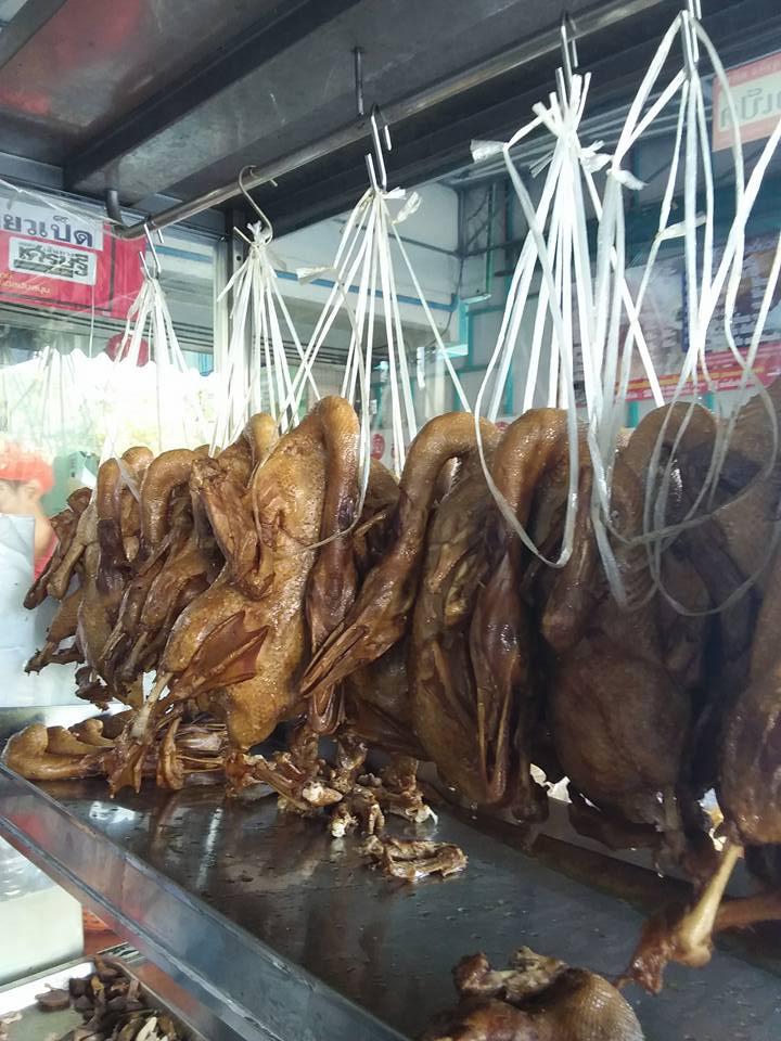 นิยมบุฟเฟ่ต์ ก๋วยเตี๋ยวไก่มะระ, ก๋วยเตี๋ยวเรือ จ้าวคุณ Jaokhun ปากน้ำ สมุทรปราการ, นายท่าน, เฮียปิงลูกชิ้นปลาหมึก, สำรวยก๋วยเตี๋ยวเนื้อ วัดอโศการาม, ก๋วยเตี๋ยวเรือเติมบุญ, ก๋วยเตี๋ยวปลื้ม เนื้อตุ๋น หมูตุ๋น, ก๋วยเตี๋ยวเนื้อ เจ๊หงษ์ แพรกษา, ก๋วยเตี๋ยวเป็ดเจ๊เต็ง, ต.รุ่งโรจน์ ลูกชิ้นปลา, เนื้อตุ๋น แม่ประคำ อร่อยที่สุดในโลก 24 ชม., เจ๊ลี ก๋วยเตี๋ยวเรืออยุธยา รสเด็ด, ติ๋มก๋วยเตี๋ยวเป็ด, ก๋วยเตี๋ยวลูกชิ้นยักษ์ - สะพานเขียว, ก๋วยเตี๋ยวดาวทอง, ก๋วยเตี๋ยวข้ามฟาก, สถานีรถไฟฟ้าทิพวัล-แบริ่งเก่า, ก๋วยเตี๋ยวเรือตรากบ ปั๊ม ปตท.สมจิตร, เจ๊ดา ก๋วยเตี๋ยวเป็ด ปากน้ำ