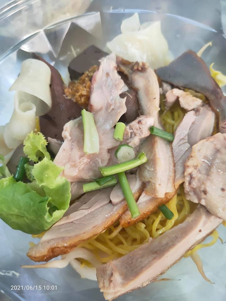 นิยมบุฟเฟ่ต์ ก๋วยเตี๋ยวไก่มะระ, ก๋วยเตี๋ยวเรือ จ้าวคุณ Jaokhun ปากน้ำ สมุทรปราการ, นายท่าน, เฮียปิงลูกชิ้นปลาหมึก, สำรวยก๋วยเตี๋ยวเนื้อ วัดอโศการาม, ก๋วยเตี๋ยวเรือเติมบุญ, ก๋วยเตี๋ยวปลื้ม เนื้อตุ๋น หมูตุ๋น, ก๋วยเตี๋ยวเนื้อ เจ๊หงษ์ แพรกษา, ก๋วยเตี๋ยวเป็ดเจ๊เต็ง, ต.รุ่งโรจน์ ลูกชิ้นปลา, เนื้อตุ๋น แม่ประคำ อร่อยที่สุดในโลก 24 ชม., เจ๊ลี ก๋วยเตี๋ยวเรืออยุธยา รสเด็ด, ติ๋มก๋วยเตี๋ยวเป็ด, ก๋วยเตี๋ยวลูกชิ้นยักษ์ - สะพานเขียว, ก๋วยเตี๋ยวดาวทอง, ก๋วยเตี๋ยวข้ามฟาก, สถานีรถไฟฟ้าทิพวัล-แบริ่งเก่า, ก๋วยเตี๋ยวเรือตรากบ ปั๊ม ปตท.สมจิตร, เจ๊ดา ก๋วยเตี๋ยวเป็ด ปากน้ำ