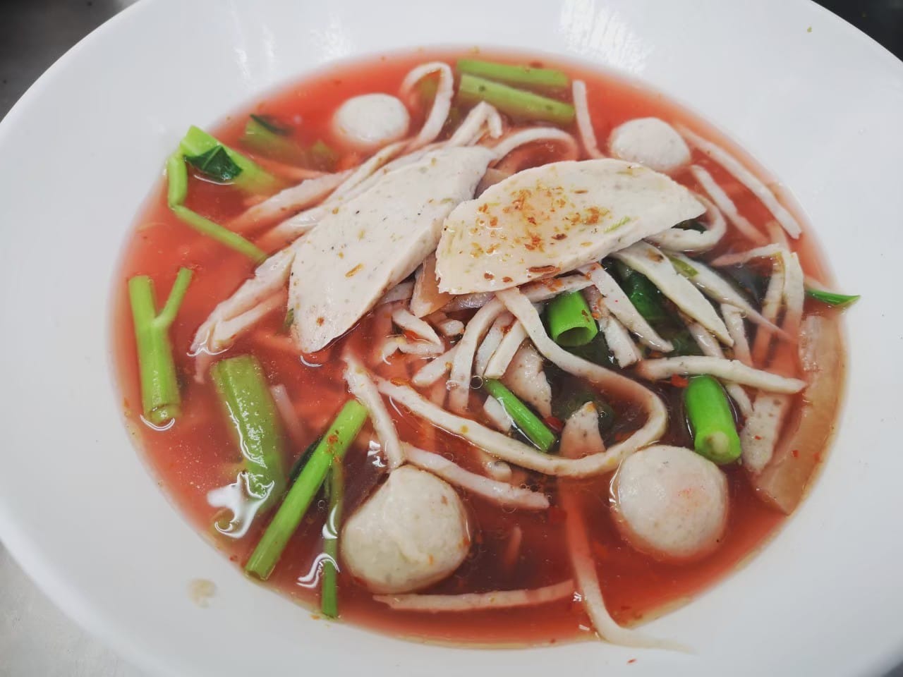 นิยมบุฟเฟ่ต์ ก๋วยเตี๋ยวไก่มะระ, ก๋วยเตี๋ยวเรือ จ้าวคุณ Jaokhun ปากน้ำ สมุทรปราการ, นายท่าน, เฮียปิงลูกชิ้นปลาหมึก, สำรวยก๋วยเตี๋ยวเนื้อ วัดอโศการาม, ก๋วยเตี๋ยวเรือเติมบุญ, ก๋วยเตี๋ยวปลื้ม เนื้อตุ๋น หมูตุ๋น, ก๋วยเตี๋ยวเนื้อ เจ๊หงษ์ แพรกษา, ก๋วยเตี๋ยวเป็ดเจ๊เต็ง, ต.รุ่งโรจน์ ลูกชิ้นปลา, เนื้อตุ๋น แม่ประคำ อร่อยที่สุดในโลก 24 ชม., เจ๊ลี ก๋วยเตี๋ยวเรืออยุธยา รสเด็ด, ติ๋มก๋วยเตี๋ยวเป็ด, ก๋วยเตี๋ยวลูกชิ้นยักษ์ - สะพานเขียว, ก๋วยเตี๋ยวดาวทอง, ก๋วยเตี๋ยวข้ามฟาก, สถานีรถไฟฟ้าทิพวัล-แบริ่งเก่า, ก๋วยเตี๋ยวเรือตรากบ ปั๊ม ปตท.สมจิตร, เจ๊ดา ก๋วยเตี๋ยวเป็ด ปากน้ำ