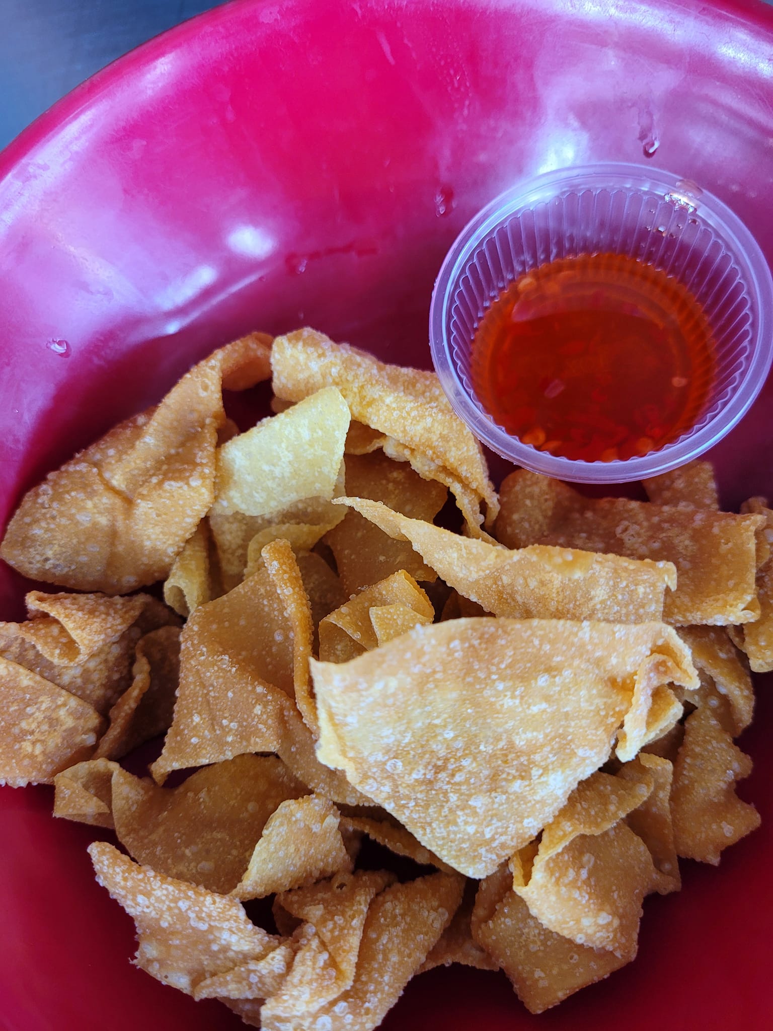 ร้านก๋วยเตี๋ยวยายปุก วัดธรรมนิมิต จ.สมุทรสงคราม, เตี๋ยว ตก กะลา, ก๋องเมงจั้น บะหมี่เกี๊ยว, ร้านอาหาร เกาเหลากรุงไทย, ก๋วยเตี๋ยวหมูมะนาว แม่บุญมี, ก๋วยเตี๋ยวเรือแคปลั่น หมูน้ำตก-น้ำแดง, แซ่บเตี๋ยวห้อยขา บ้าน ณ ตุ๊กจ้า, ก๋วยเตี๋ยวเนื้อ-หมูน้ำแดง ลุงพร เจ้าเก่าคลองตะโก, ก๋วยเตี๋ยวหมูย่างกะทิสด อัมพวา, ก๋วยเตี๋ยวปลาคลองโคน, เจ๊เล็กก๋วยเตี๋ยวเป็ด วัดแก้วฟ้า, ร้านลูกชิ้นวีระ แม่กลอง, ร้านชุ้นพานิช เจ้อั้ง, บ้านเตี๋ยวทรงไทย