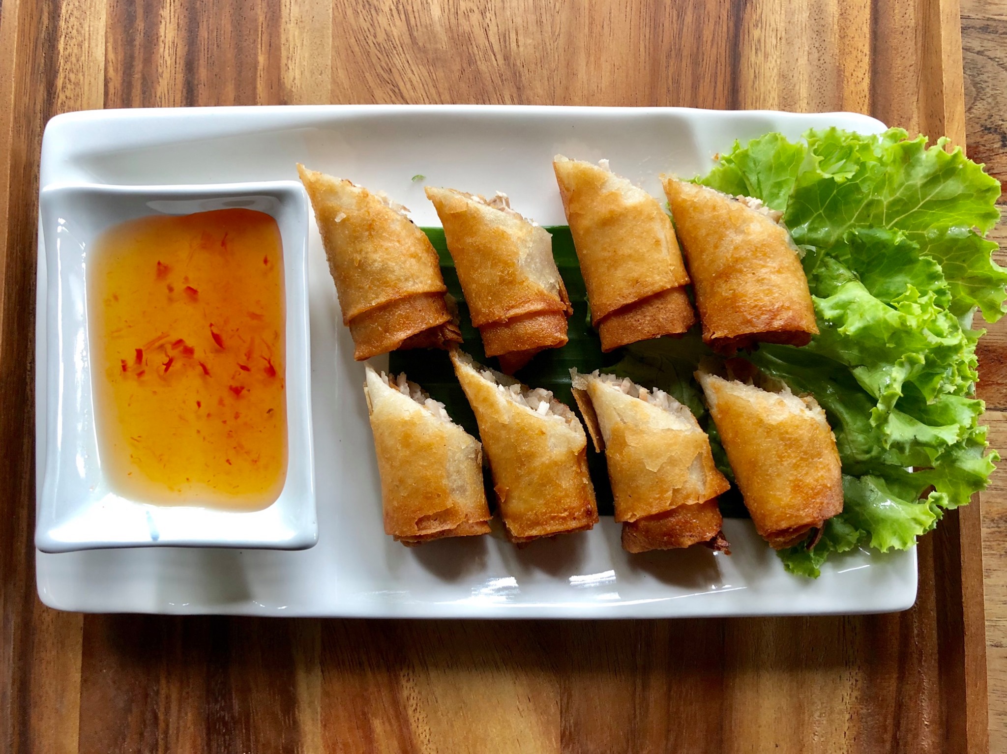 ข้าวเปิ๊ปยายเครื่อง, กับข้าวกับปลา, สินวนา, เฟื่องฟ้า, บ้านครูอิ๋ว, สิบสองหน่วยตัด, ร้านอาหารลุงจ้อย สุโขทัย, ก๋วยเตี๋ยวสุโขทัย ไม้กลางกรุง, Pizza House, Phum Phor ภูมิพ่อ, รักชาติ พาเพลิน ศรีสำโรง, ณ โขทัย, กุ๊กเหมียน, ป้าอ้วนหมูจุ่ม 2