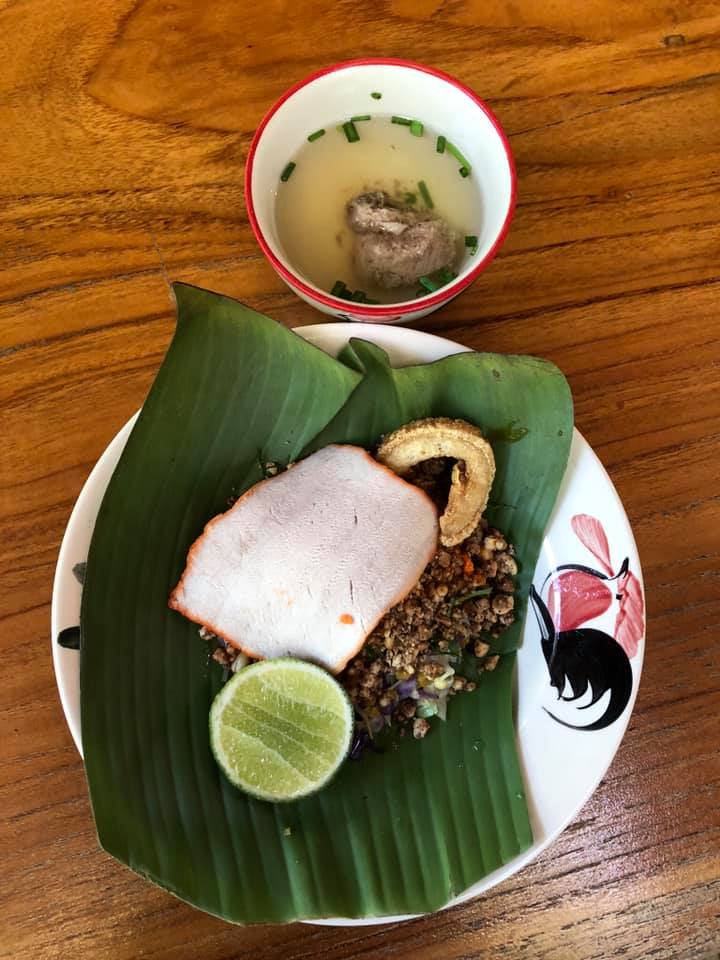 ข้าวเปิ๊ปยายเครื่อง, กับข้าวกับปลา, สินวนา, เฟื่องฟ้า, บ้านครูอิ๋ว, สิบสองหน่วยตัด, ร้านอาหารลุงจ้อย สุโขทัย, ก๋วยเตี๋ยวสุโขทัย ไม้กลางกรุง, Pizza House, Phum Phor ภูมิพ่อ, รักชาติ พาเพลิน ศรีสำโรง, ณ โขทัย, กุ๊กเหมียน, ป้าอ้วนหมูจุ่ม 2