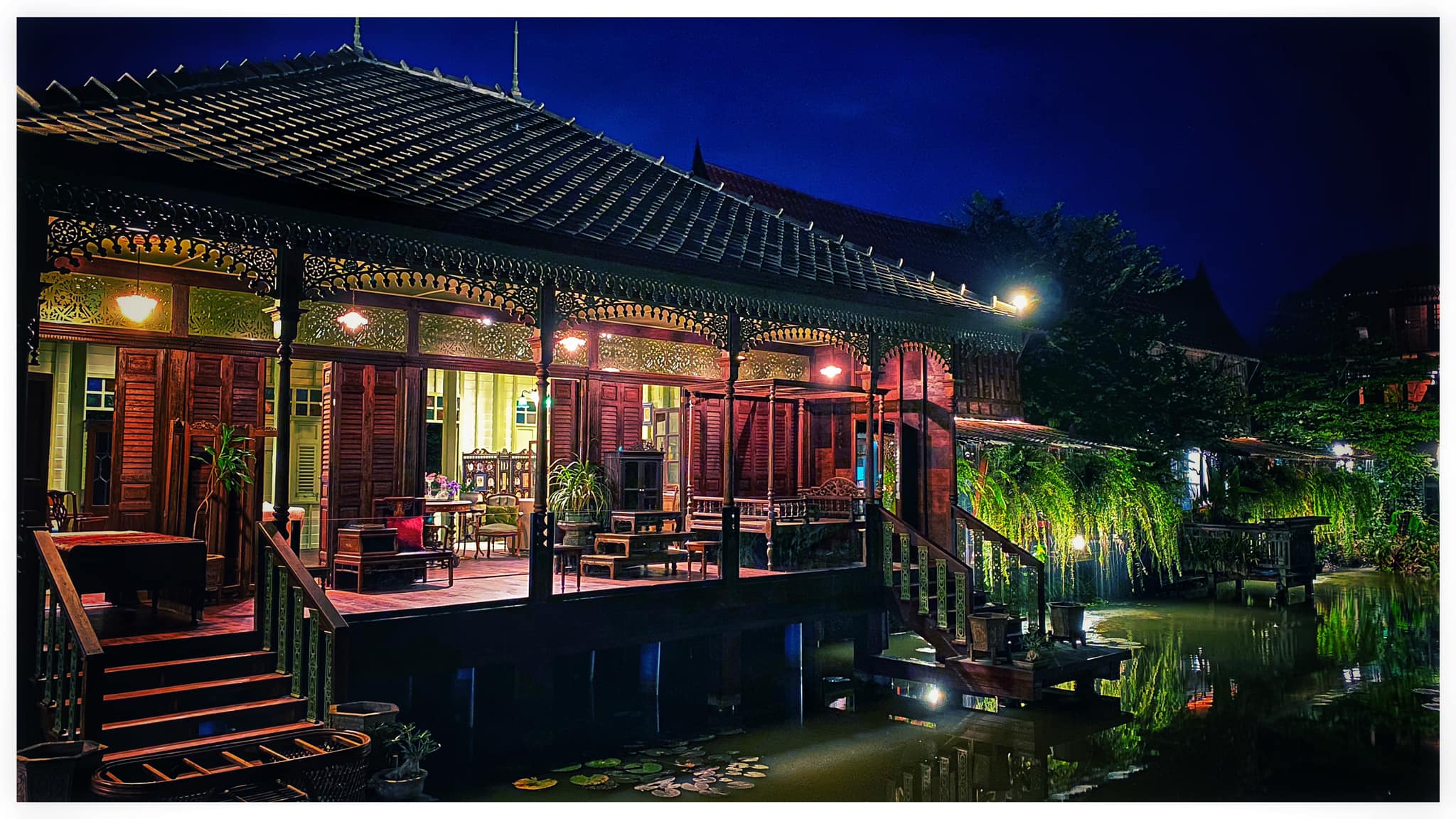 ข้าวเปิ๊ปยายเครื่อง, กับข้าวกับปลา, สินวนา, เฟื่องฟ้า, บ้านครูอิ๋ว, สิบสองหน่วยตัด, ร้านอาหารลุงจ้อย สุโขทัย, ก๋วยเตี๋ยวสุโขทัย ไม้กลางกรุง, Pizza House, Phum Phor ภูมิพ่อ, รักชาติ พาเพลิน ศรีสำโรง, ณ โขทัย, กุ๊กเหมียน, ป้าอ้วนหมูจุ่ม 2