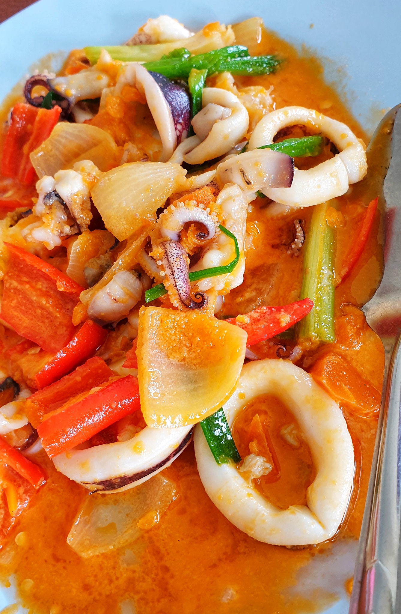 บ้านโพธิ์ริเวอร์ไซด์, ร้านอาหารมธุรสเรือนแพ, Baan Melon Desert, ร้านบ้านเบญฯ, บ้านปูกรรเชียง, ร้านกุ้งนาง, ร้านชวนมา ริมแม่น้ำบางปะกง, ครัวแม่ส้มเกลี้ยง, ครัวปลาเถื่อน, แพเคียงน้ำ, ลุงตีฟและยาย, รวยเรือนแพ, เอกเขนก, ชัยครับ, แพพยงค์ ริมน้ำ, 111/11 บ้านริมคลอง, มีน้ำ มีปลา cafe&amp;restaurant