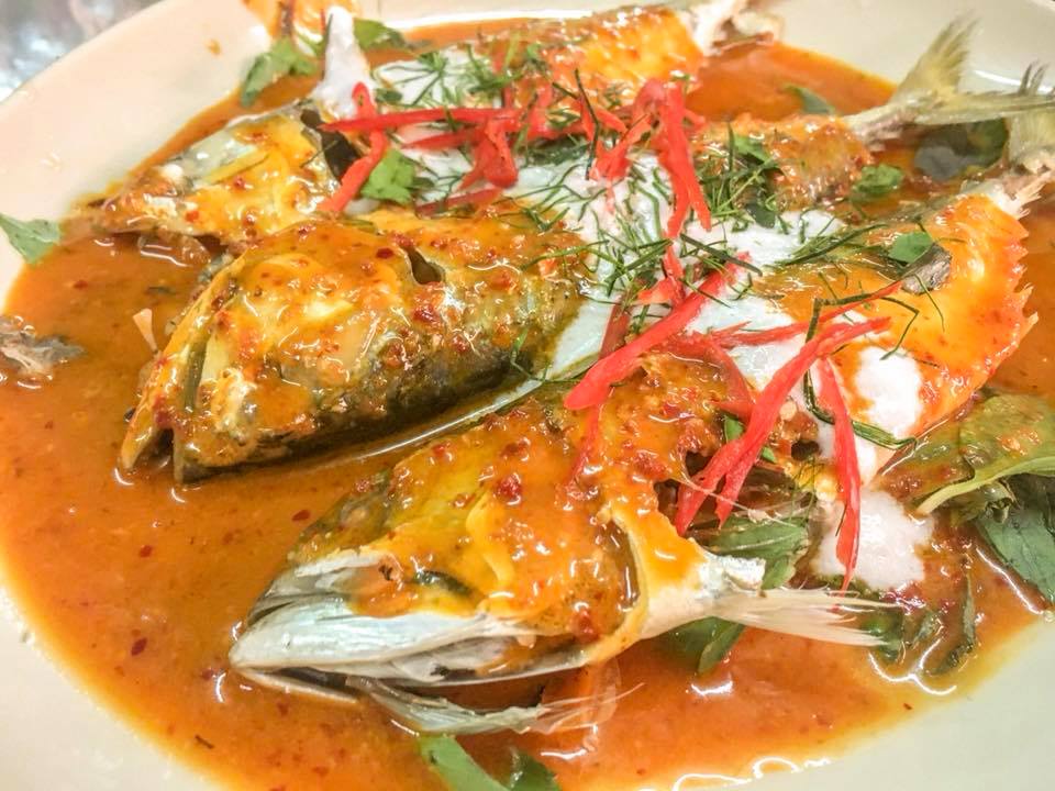 บ้านโพธิ์ริเวอร์ไซด์, ร้านอาหารมธุรสเรือนแพ, Baan Melon Desert, ร้านบ้านเบญฯ, บ้านปูกรรเชียง, ร้านกุ้งนาง, ร้านชวนมา ริมแม่น้ำบางปะกง, ครัวแม่ส้มเกลี้ยง, ครัวปลาเถื่อน, แพเคียงน้ำ, ลุงตีฟและยาย, รวยเรือนแพ, เอกเขนก, ชัยครับ, แพพยงค์ ริมน้ำ, 111/11 บ้านริมคลอง, มีน้ำ มีปลา cafe&amp;restaurant