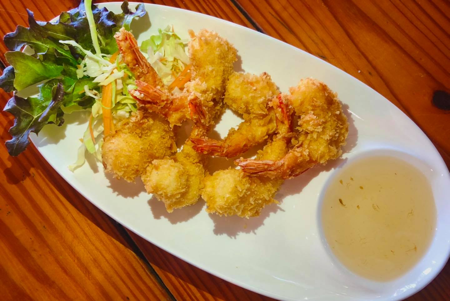 บ้านโพธิ์ริเวอร์ไซด์, ร้านอาหารมธุรสเรือนแพ, Baan Melon Desert, ร้านบ้านเบญฯ, บ้านปูกรรเชียง, ร้านกุ้งนาง, ร้านชวนมา ริมแม่น้ำบางปะกง, ครัวแม่ส้มเกลี้ยง, ครัวปลาเถื่อน, แพเคียงน้ำ, ลุงตีฟและยาย, รวยเรือนแพ, เอกเขนก, ชัยครับ, แพพยงค์ ริมน้ำ, 111/11 บ้านริมคลอง, มีน้ำ มีปลา cafe&amp;restaurant