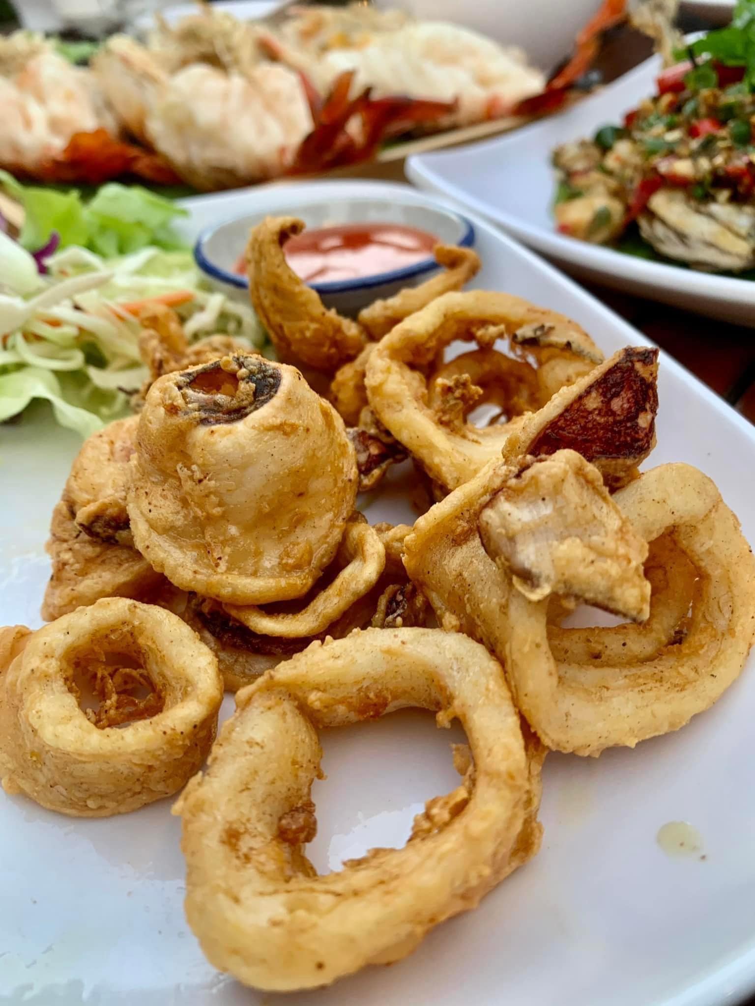 บ้านโพธิ์ริเวอร์ไซด์, ร้านอาหารมธุรสเรือนแพ, Baan Melon Desert, ร้านบ้านเบญฯ, บ้านปูกรรเชียง, ร้านกุ้งนาง, ร้านชวนมา ริมแม่น้ำบางปะกง, ครัวแม่ส้มเกลี้ยง, ครัวปลาเถื่อน, แพเคียงน้ำ, ลุงตีฟและยาย, รวยเรือนแพ, เอกเขนก, ชัยครับ, แพพยงค์ ริมน้ำ, 111/11 บ้านริมคลอง, มีน้ำ มีปลา cafe&amp;restaurant