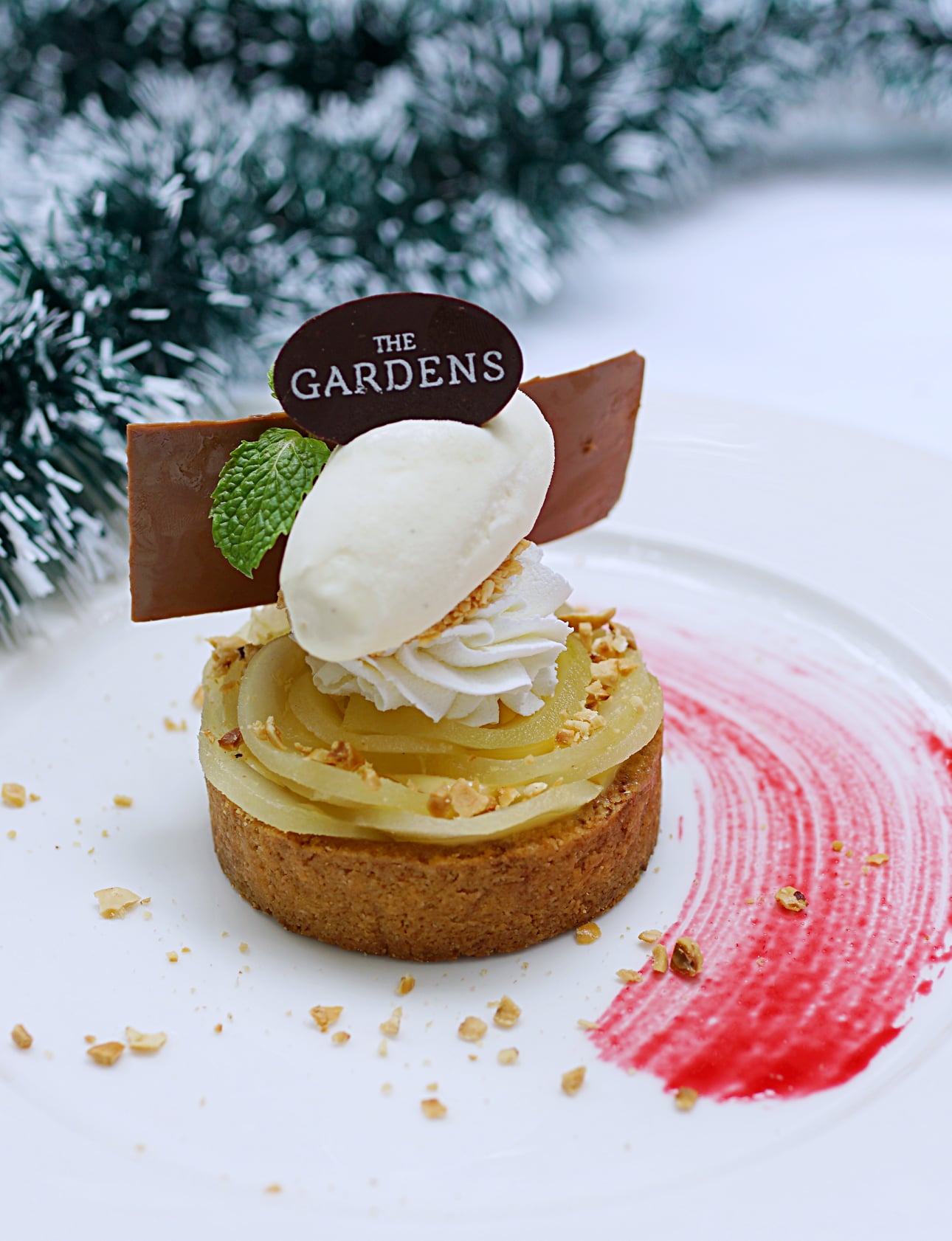 บ้านสวย ในสวน, Siam Brasserie , The Treehouse Nongchok, Natura Cafe, BaanNaiSuan Cafe&amp;Yoga, Patom, Portobello &amp; Désiré, ครัวบ้านสวนสุวรรณ, ร้านอาหารฐิตารีย์ สวนรถไฟ จตุจักร, บ้านสวน อบอวลรัก