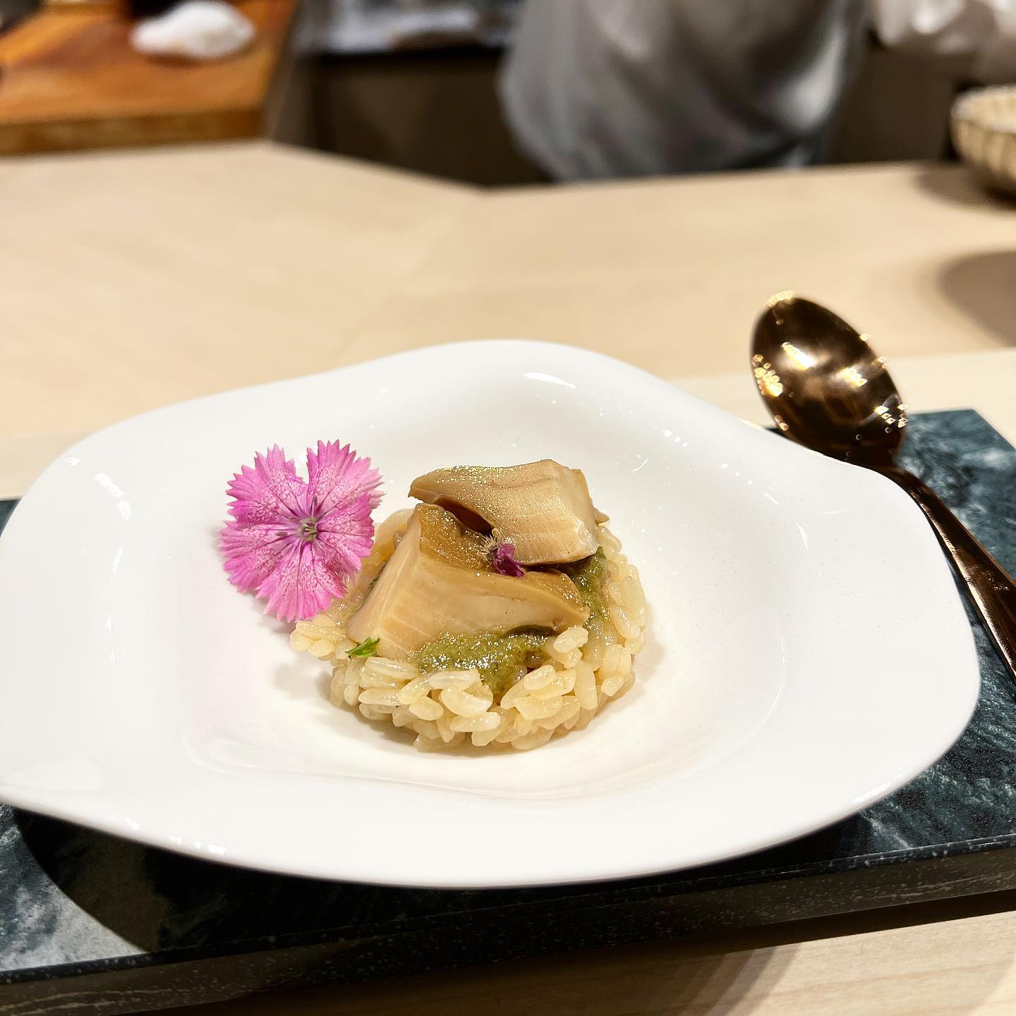 Kozue Omakase, Koko Japanese Restaurant, Karawa Omakase, Shibui Omakase ชิบูอิ, Shoko Omakase, Mono Sei Omakase, Akako Omakase, MASA - Otaru Masazushi, Homura Wagyu Omakase, Umi Gaysorn Village, Shinsei Authentic Sushi, HOSHI JAPANESE RESTAURANT สาขาพระราม 6, Ichika Omakase