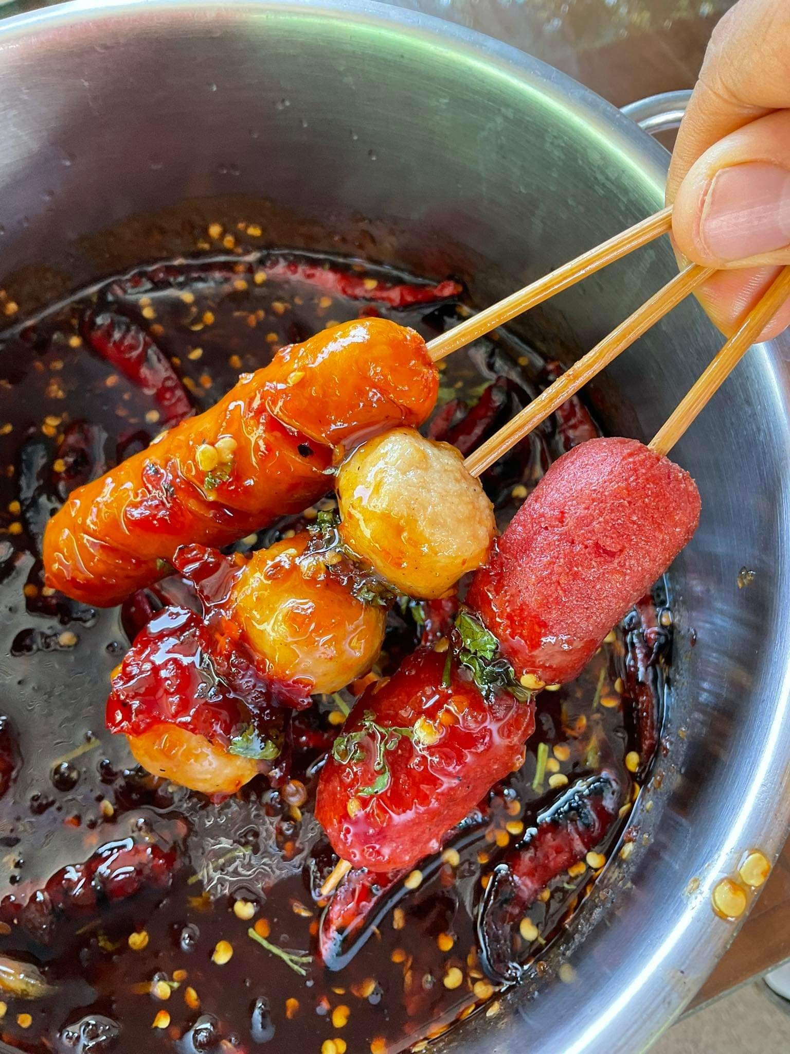 ฮอม Hom 2493, บ้านม่อนนกยูง, Kim's Cafe', ครัวจิ้นสด อาหารพื้นเมือง, ปั๋นใจ๋, สวนไซทอง ไส้กรอกเผาเตาดิน, ป้าแป้งเย็นตาโฟ ประตูชัย, ฮักเส้น ก๋วยเตี๋ยวต้มยำเมืองแพร่, ขนมเส้นน้ำย้อย กาดน้ำทอง -โจหยก, วีวี่ (weewee food and catering), ข้าวซอยเจ้เล็กประตูชัย แพร่, ร้านลาบป้ามา, ร่มไม้ใหญ่ เรสเตอรองท์, ร้านจิ้นนึ่งแม่หล่าย