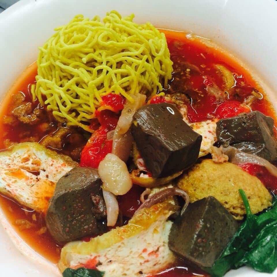 ฮอม Hom 2493, บ้านม่อนนกยูง, Kim's Cafe', ครัวจิ้นสด อาหารพื้นเมือง, ปั๋นใจ๋, สวนไซทอง ไส้กรอกเผาเตาดิน, ป้าแป้งเย็นตาโฟ ประตูชัย, ฮักเส้น ก๋วยเตี๋ยวต้มยำเมืองแพร่, ขนมเส้นน้ำย้อย กาดน้ำทอง -โจหยก, วีวี่ (weewee food and catering), ข้าวซอยเจ้เล็กประตูชัย แพร่, ร้านลาบป้ามา, ร่มไม้ใหญ่ เรสเตอรองท์, ร้านจิ้นนึ่งแม่หล่าย