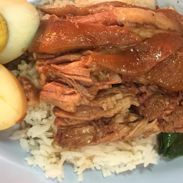 ฮอม Hom 2493, บ้านม่อนนกยูง, Kim's Cafe', ครัวจิ้นสด อาหารพื้นเมือง, ปั๋นใจ๋, สวนไซทอง ไส้กรอกเผาเตาดิน, ป้าแป้งเย็นตาโฟ ประตูชัย, ฮักเส้น ก๋วยเตี๋ยวต้มยำเมืองแพร่, ขนมเส้นน้ำย้อย กาดน้ำทอง -โจหยก, วีวี่ (weewee food and catering), ข้าวซอยเจ้เล็กประตูชัย แพร่, ร้านลาบป้ามา, ร่มไม้ใหญ่ เรสเตอรองท์, ร้านจิ้นนึ่งแม่หล่าย