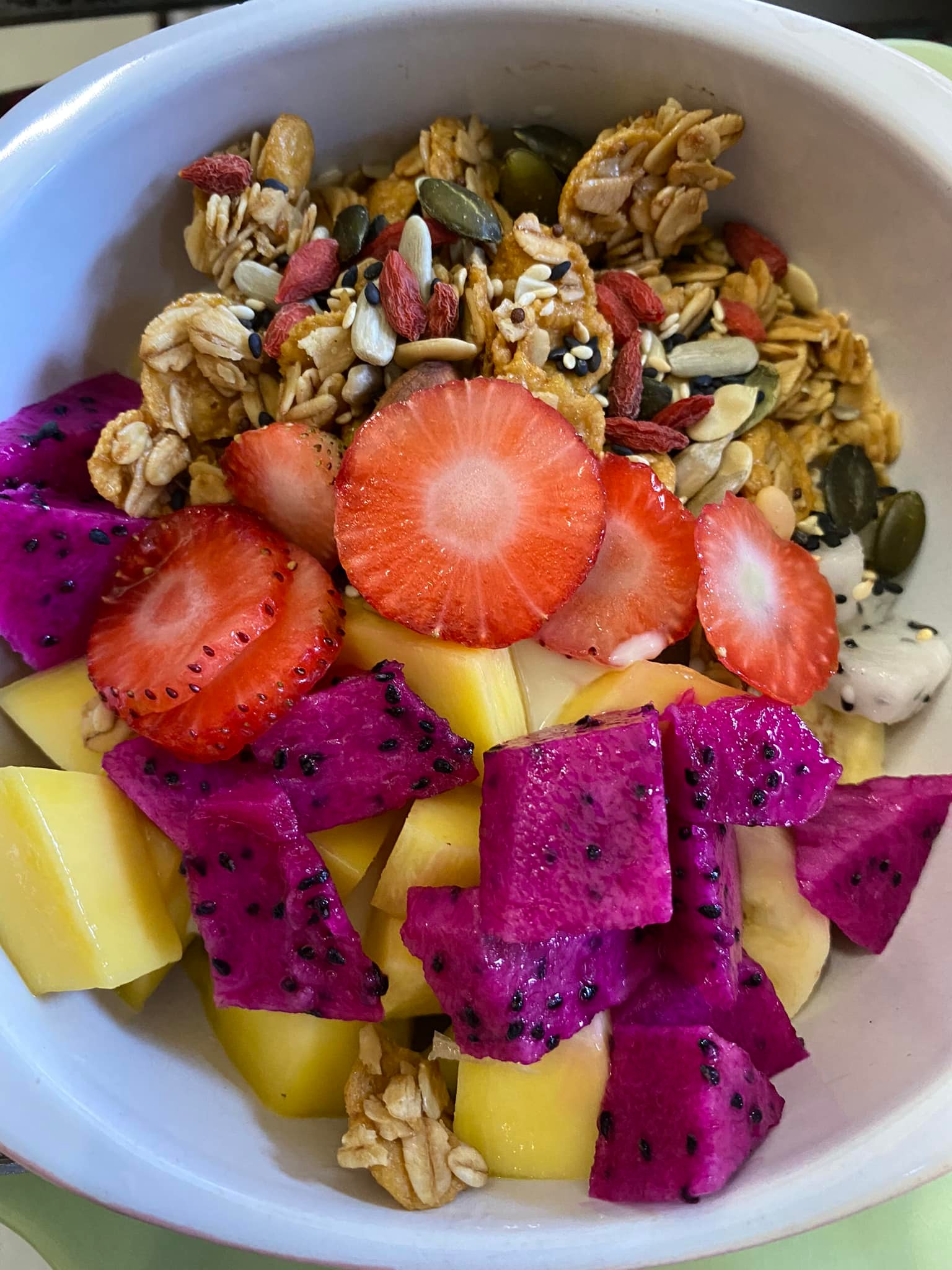 แป๊ะยิ้ม ติ่มซำ, ติ่มซำซอย 14, มิตรทาวน์, บุญจิราแต่เตี้ยม, หยวนเป่า กระบี่, กระบี่ติ่มซำ, สาขา 1 เยื้องรพ.กระบี่, โกเล็กชวนชิม, โรตีบางนรา ณ กระบี่, 89 Cafe, ข้าวหน้าเป็ดเยาวราช รสเด็ด, ณ เมืองบี่ ฮาลาลติ่มซำ, โชคชัยติ่มซำ ตลาดเก่ากระบี่, จ๊ะดำ