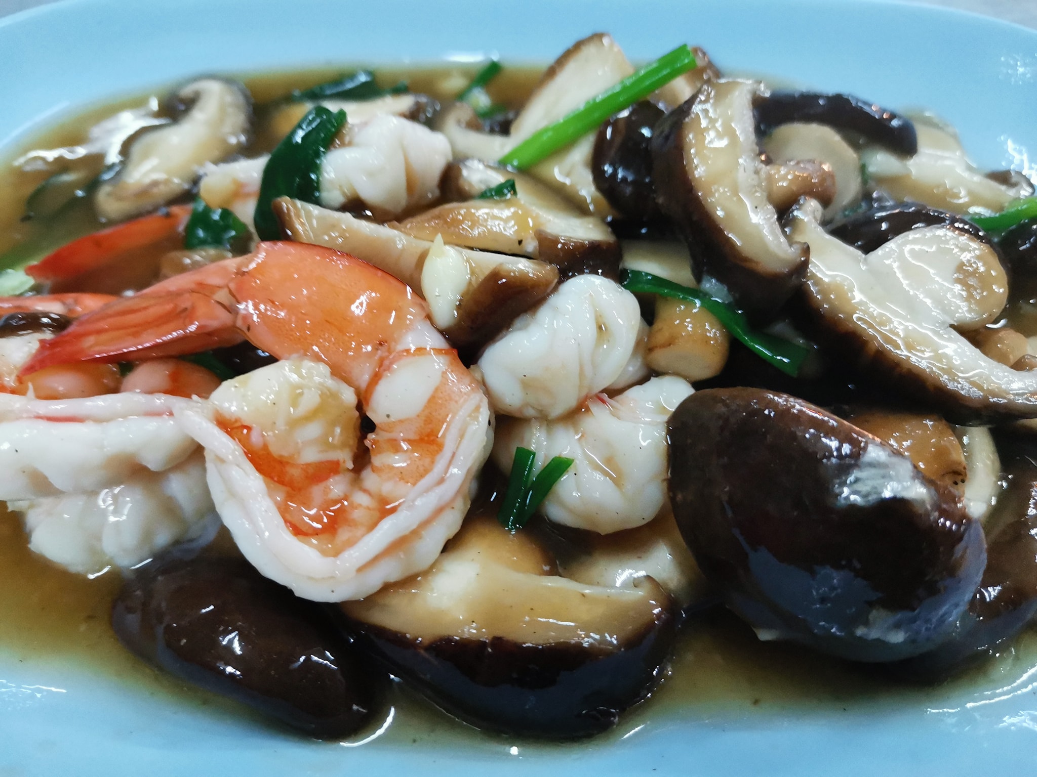 ข้าวต้มปลา 164, สาขาพัทยา, ข้าวต้มกุ๊ย ปาหนัน สูตรต้นตำรับ สาขาพัทยา , ข้าวต้มปลาเจ้าเก่า ลานโพธิ์เดิม, เจ๊นงค์ ข้าวต้มบาทเดียว พัทยา, ข้าวต้มป้าเล็กโต้รุ่ง, ราชาข้าวต้มผักบุ้งลอยฟ้า พัทยากลาง, ป.อยู่เย็นรสเด่น พัทยา, ข้าวต้มปลาปัญญาชน, สาขาพัทยากลางสาย 3, ราชาข้าวต้มผักบุ้งลอยฟ้า, สาขาพัทยาสาย 3, ข้าวต้มหนุ่ม พัทยา, ตี๋เล็ก ข้าวต้มปลา, ข้าวต้มปลาแป๊ะจั๊ว, ร้านข้าวต้มประจันบาน, ข้าวต้มโชคอนันต์