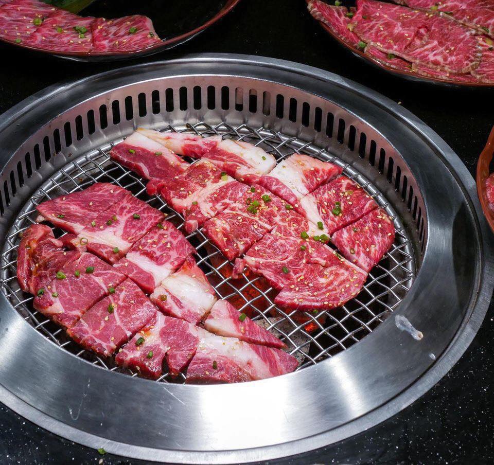 Seiniku-ten, Holic Mookata, Lucky’s Hungry AFR ข้าวผัดอเมริกัน, Fufu Shabu, สาขาอารีย์, Paknang.bkk, Shidon, ย่างเนย อารีย์, GuruGyuu, Suku Suku