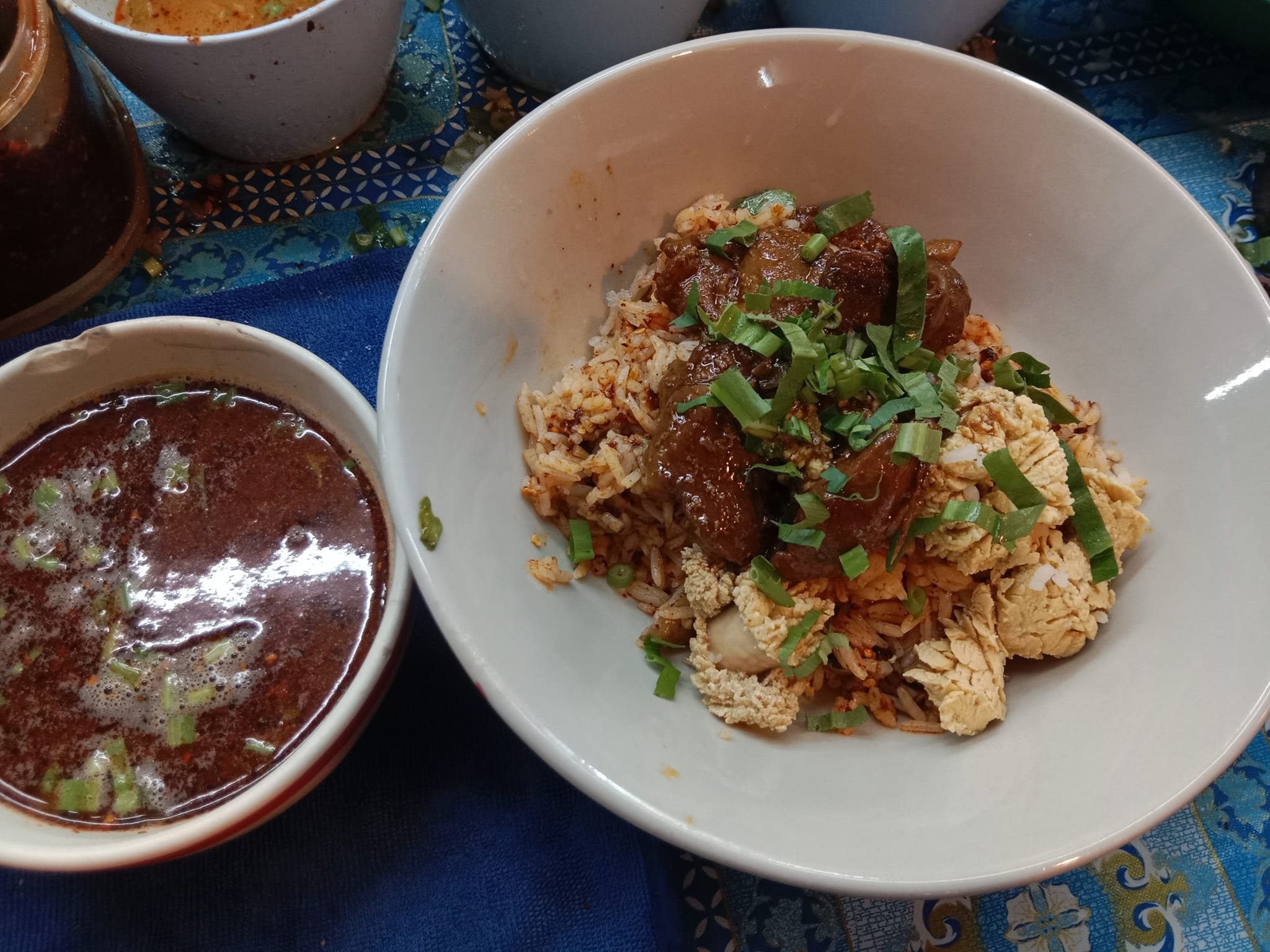 ข้าวต้มปลา 164, สาขาพัทยา, ข้าวต้มกุ๊ย ปาหนัน สูตรต้นตำรับ สาขาพัทยา , ข้าวต้มปลาเจ้าเก่า ลานโพธิ์เดิม, เจ๊นงค์ ข้าวต้มบาทเดียว พัทยา, ข้าวต้มป้าเล็กโต้รุ่ง, ราชาข้าวต้มผักบุ้งลอยฟ้า พัทยากลาง, ป.อยู่เย็นรสเด่น พัทยา, ข้าวต้มปลาปัญญาชน, สาขาพัทยากลางสาย 3, ราชาข้าวต้มผักบุ้งลอยฟ้า, สาขาพัทยาสาย 3, ข้าวต้มหนุ่ม พัทยา, ตี๋เล็ก ข้าวต้มปลา, ข้าวต้มปลาแป๊ะจั๊ว, ร้านข้าวต้มประจันบาน, ข้าวต้มโชคอนันต์