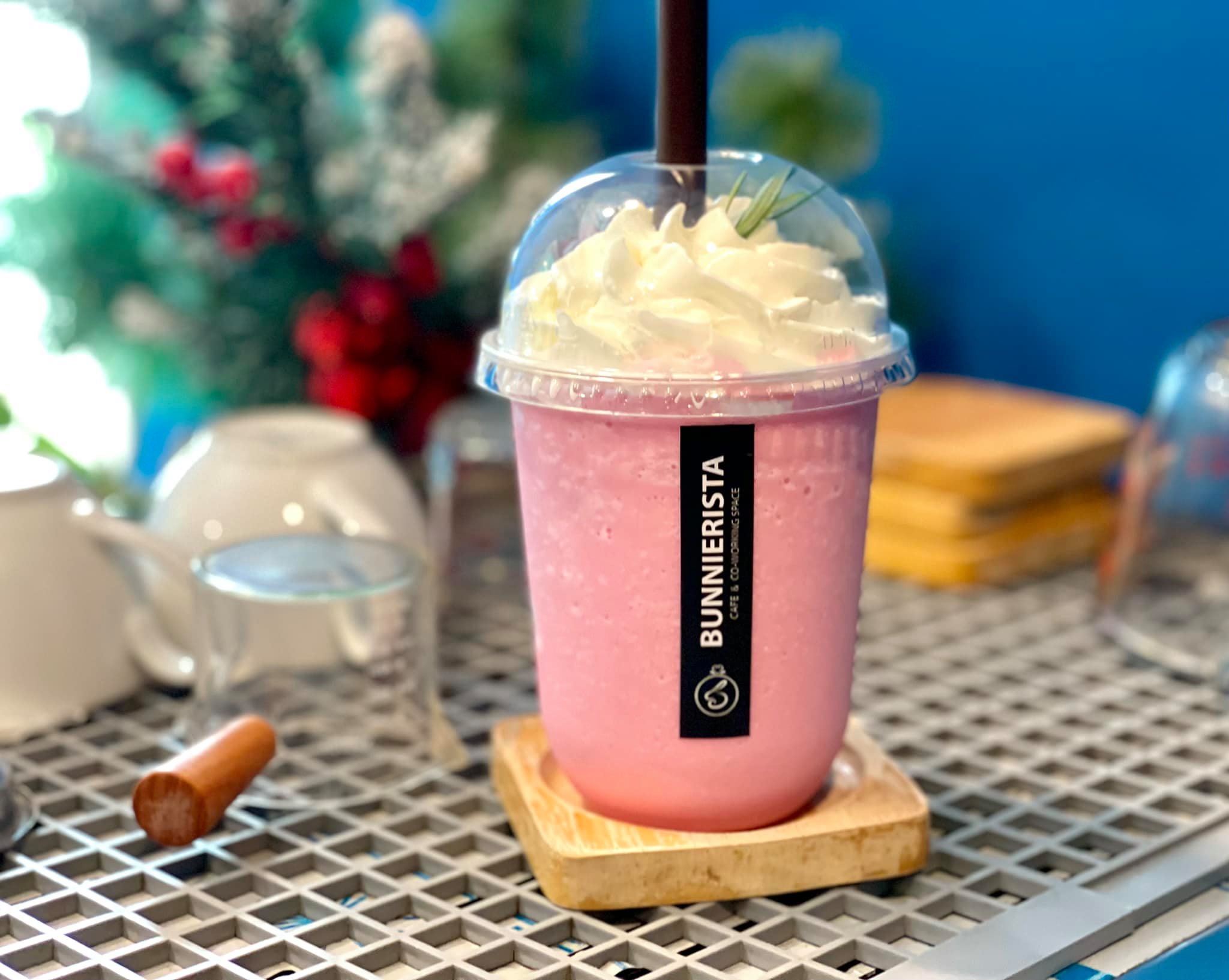 Flinders Street Cafe, Simplycafebkk, Neighbor cats koff bar, Bunnierista, Blend cafe, Hatchery, SEVENDAYS cafe & bakehouse, Smith & Rabbit Cuisine