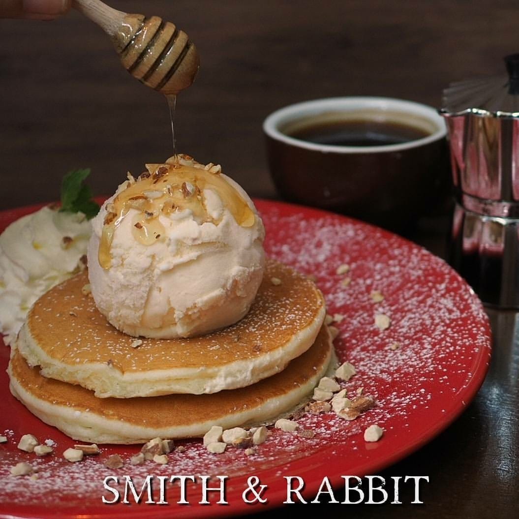 Flinders Street Cafe, Simplycafebkk, Neighbor cats koff bar, Bunnierista, Blend cafe, Hatchery, SEVENDAYS cafe & bakehouse, Smith & Rabbit Cuisine