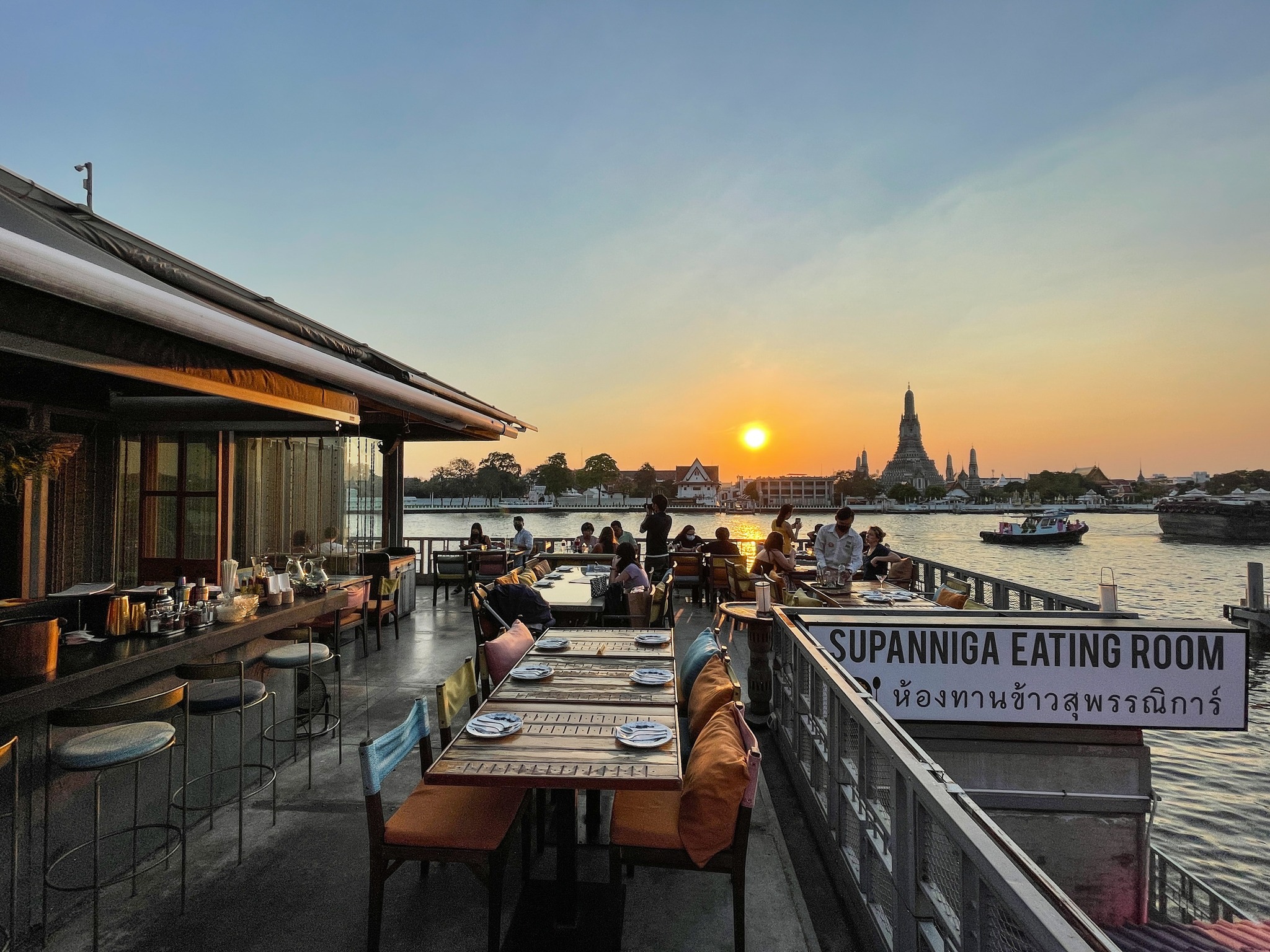 NARA Thai Cuisine, Supanniga Eating Room, สาขาท่าเตียน, Marie Guimar, อรุณ, Phuket Town Restaurant, บ้านรับรอง, ต้นเครื่อง, Ruen Noppagao - ร้านอาหารเรือนนพเก้า, บ้านไอซ์, กลางซอย, อ้อยหวาน, Simmer by Praha , Ther Dining &amp; Bar