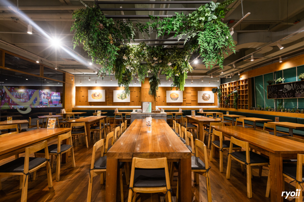 NARA Thai Cuisine, Supanniga Eating Room, สาขาท่าเตียน, Marie Guimar, อรุณ, Phuket Town Restaurant, บ้านรับรอง, ต้นเครื่อง, Ruen Noppagao - ร้านอาหารเรือนนพเก้า, บ้านไอซ์, กลางซอย, อ้อยหวาน, Simmer by Praha , Ther Dining &amp; Bar