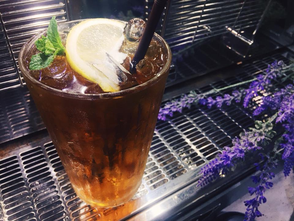 เรือนชายน้ำ Cafe&amp;Restaurant, ban.jingjo, See Sea Sun - แบบง่ายๆ, ขวัญข้าว ริเวอร์ไซด์, The sunflower cafe, KokoroCafe', FREJA Coffee &amp; Co, Rays River Cafe, Behind The Beans, พร้าวหอมคาเฟ่, Kinlamoon, House Cafe', บ้านสวนพาฝัน, La Bella Cafe, PakPap Cafe, ขมุน คาเฟ่ มหาชัย, Baanthaicafe, ดีกัน คาเฟ่, COCO CAFE'