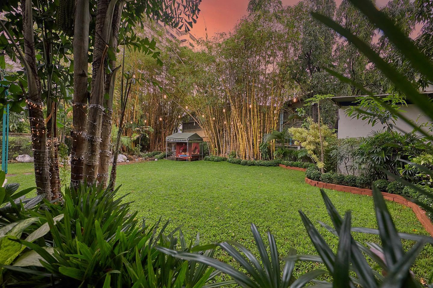 CURRY IN BOXES, Zafran Eatery, Tony's Restaurant พาหุรัด, Indian Essence Art, Indian Cuisine , Deven Chef Restaurant, Spicy by Nature, Indian Food 17 ถนนเจริญนคร, Amritsr, Indus, Royal India