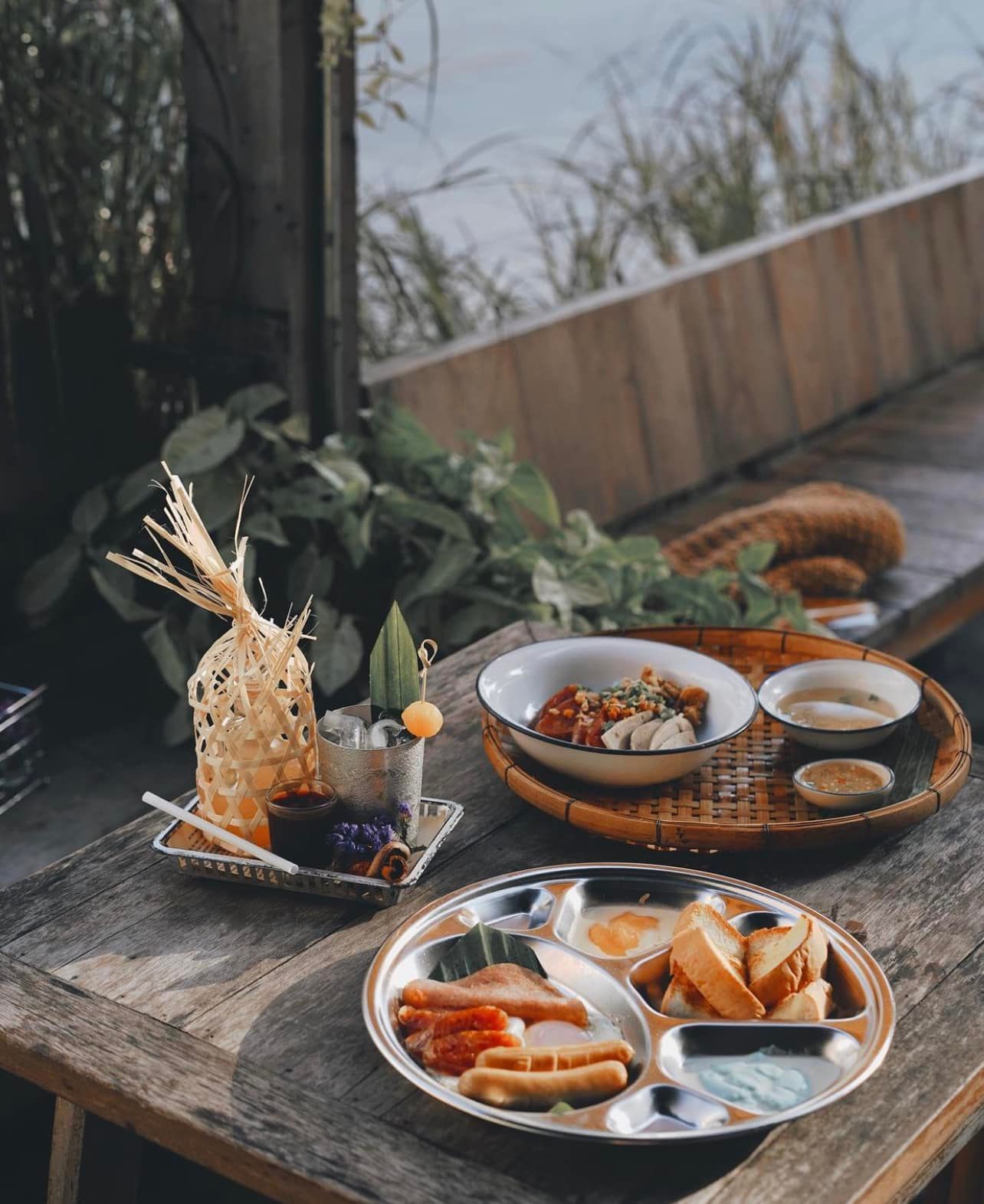 Morestto, KLĀY cafe, Hang &amp; Craft, Groon, CHEEVIT CHEEVA, GRAPH one nimman, เก้าคาเฟ่ นิมมาน