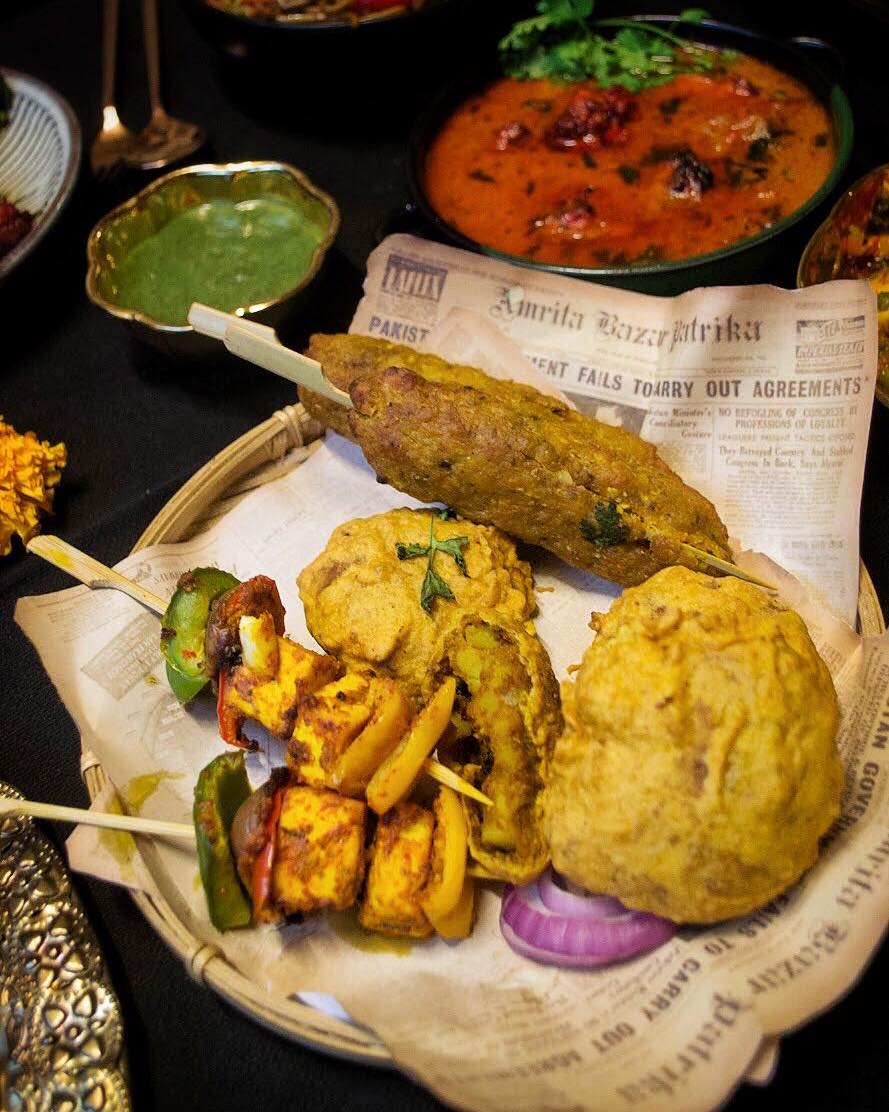 CURRY IN BOXES, Zafran Eatery, Tony's Restaurant พาหุรัด, Indian Essence Art, Indian Cuisine , Deven Chef Restaurant, Spicy by Nature, Indian Food 17 ถนนเจริญนคร, Amritsr, Indus, Royal India