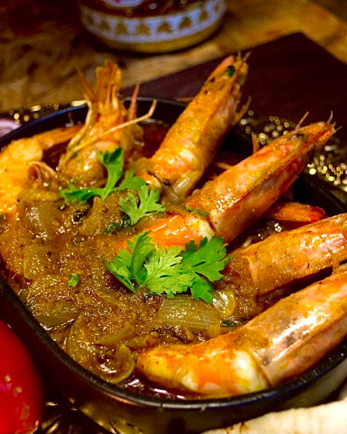 CURRY IN BOXES, Zafran Eatery, Tony's Restaurant พาหุรัด, Indian Essence Art, Indian Cuisine , Deven Chef Restaurant, Spicy by Nature, Indian Food 17 ถนนเจริญนคร, Amritsr, Indus, Royal India