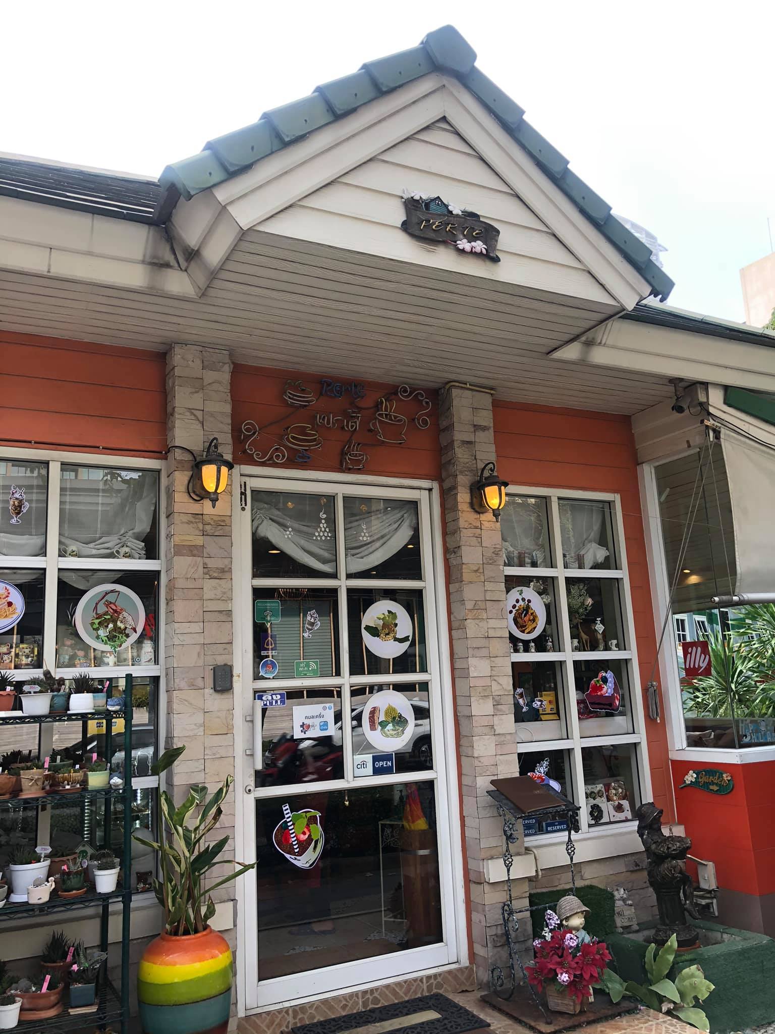 Baan Langsuan, Co-limited, LAUGH by nico nico, Mickey's Diner BKK, Medici Kitchen &amp; Bar, ครัวในบ้าน