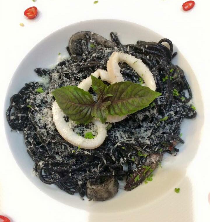 Baan Langsuan, Co-limited, LAUGH by nico nico, Mickey's Diner BKK, Medici Kitchen &amp; Bar, ครัวในบ้าน