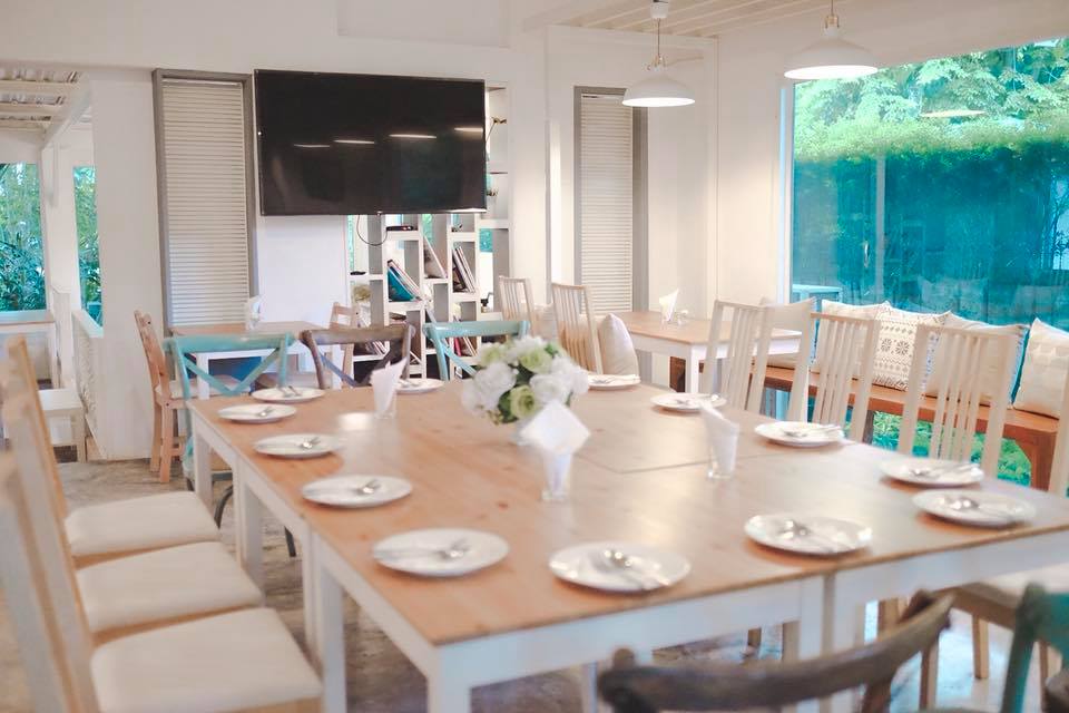 ครัวจำแลง แปลงกาย, ศรีตราด, Jirakaan Restaurant, เสวยซีฟู้ด, เรือนมัลลิการ์, ต้นเครื่อง, บ้านไอซ์, Gedhawa เก็ดถะหวา, Cr. ภาพทั้งหมดจาก Facebook Gedhawa Sukhumvit33, Madam Saranair มาดามสาระแหน่, ตะลิงปลิง สุขุมวิท 34, แสนสำราญที่แสนแสบ