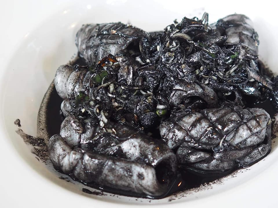 ครัวจำแลง แปลงกาย, ศรีตราด, Jirakaan Restaurant, เสวยซีฟู้ด, เรือนมัลลิการ์, ต้นเครื่อง, บ้านไอซ์, Gedhawa เก็ดถะหวา, Cr. ภาพทั้งหมดจาก Facebook Gedhawa Sukhumvit33, Madam Saranair มาดามสาระแหน่, ตะลิงปลิง สุขุมวิท 34, แสนสำราญที่แสนแสบ