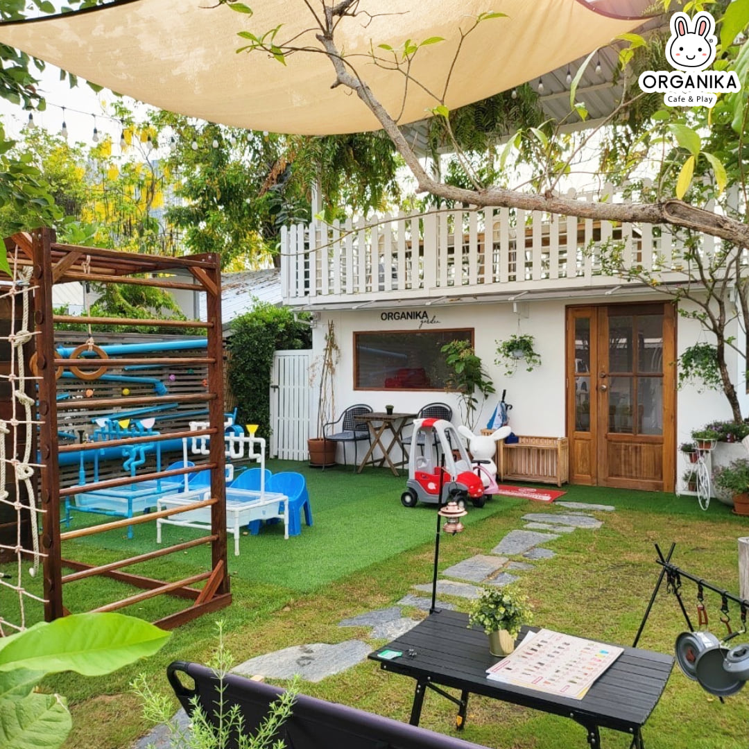 Kiddies’ House, ม้าก้านกล้วย คิดส์คาเฟ่, Little sheep kids cafe, Kickinkids, Moana Cafe, Organika Cafe and Play, Little Barn Kids Cafe, Pumpkin Art Town, DUBUA CAFE, FARM LUCK, Dressage Horse Café, Buttercup, Mari go round