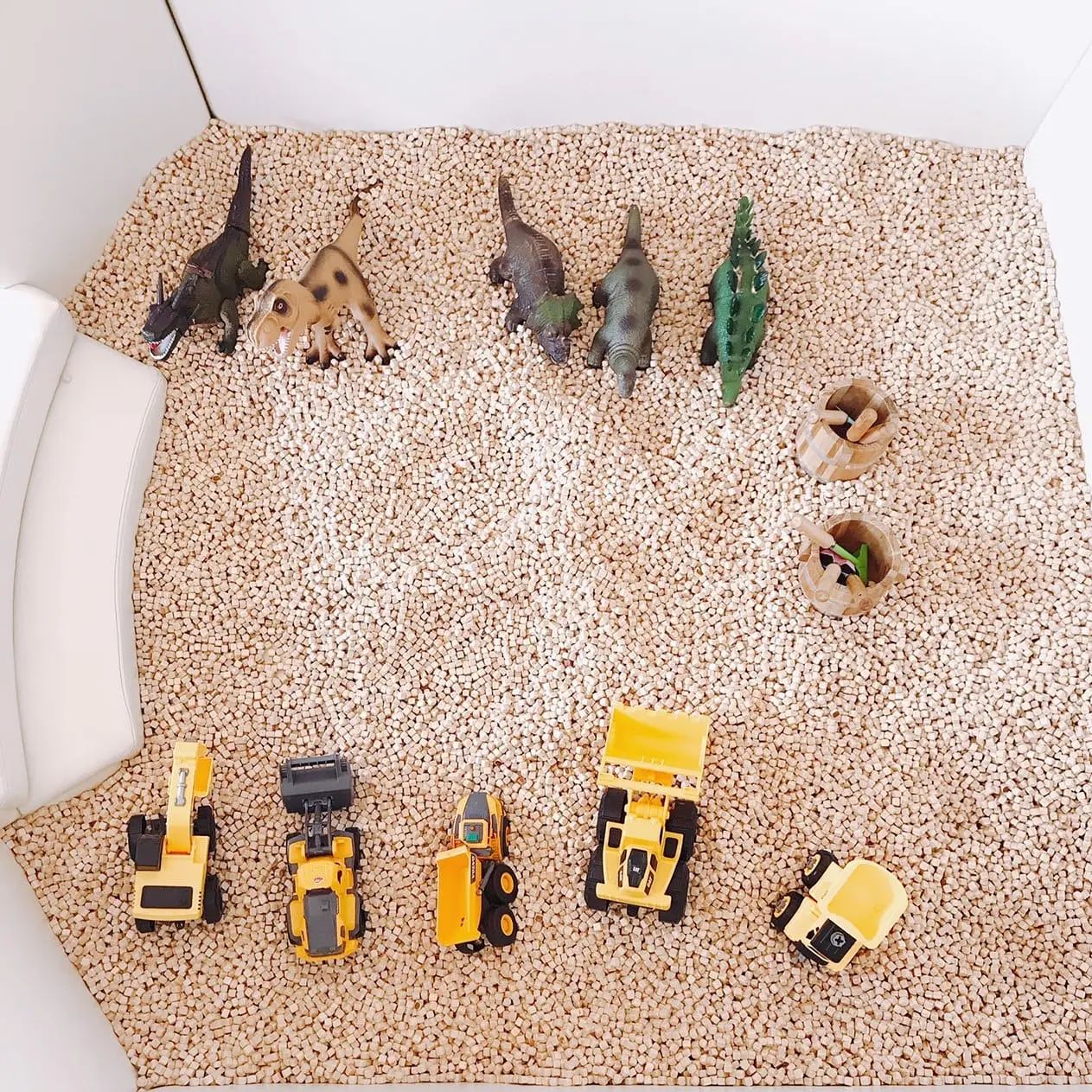 Kiddies’ House, ม้าก้านกล้วย คิดส์คาเฟ่, Little sheep kids cafe, Kickinkids, Moana Cafe, Organika Cafe and Play, Little Barn Kids Cafe, Pumpkin Art Town, DUBUA CAFE, FARM LUCK, Dressage Horse Café, Buttercup, Mari go round