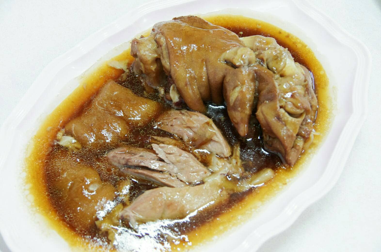 Ailati Resto, แสนยอด, ต๋องเต็มโต๊ะ, สาขาซอยเจริญกรุง 44, 80/20 bkk, ก๋วยเตี๋ยวเย็นตาโฟเกี๊ยวโต - บางรัก, โบ๊ยเกี๊ยเจ๊เนี๊ยวบางรัก, บุญทรัพย์คุณหลวง, นายเม้ง บะหมี่ปู เกี๊ยวกุ้งยักษ์, ทอดมันกวางตุ้ง สีนวล, เอ๋กระเพาะปลา ตรอกซุง, Panlee Bakery, ประจักษ์, ขาหมูตรอกซุงบางรัก เจ้าเก่า, ข้าวต้มปลา (กิมโป้), ข้าวขาหมูตีสาม, Hoklong Restaurant